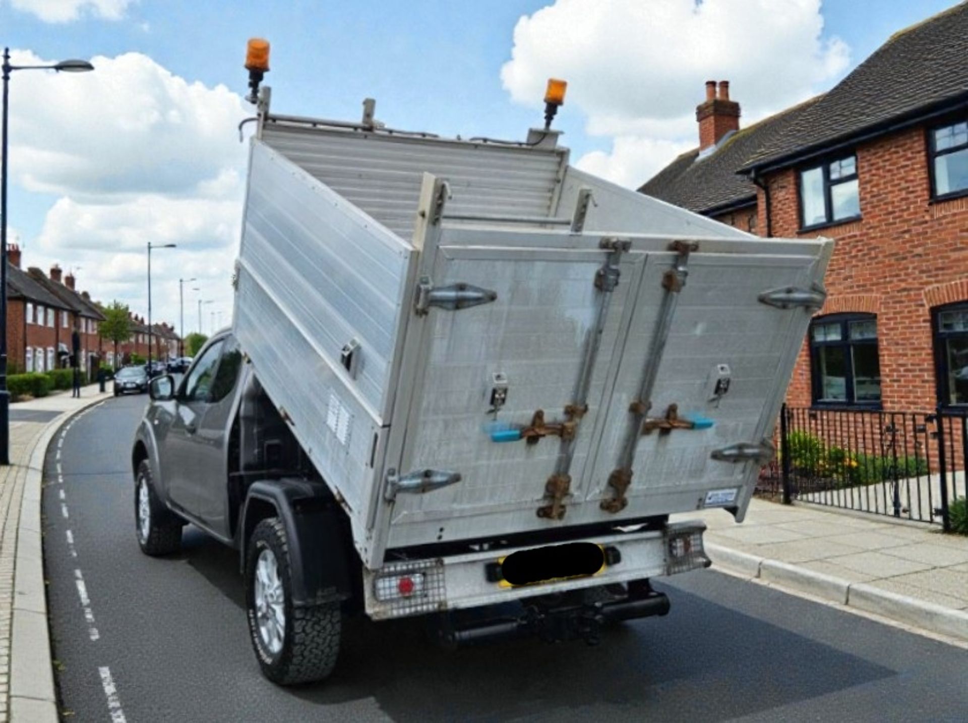 **(ONLY 71K MILEAGE)** 2020 NISSAN NAVARA ACENTA DCI 2.3 DIESEL MANUAL KING CAB PICK UP - Image 6 of 13