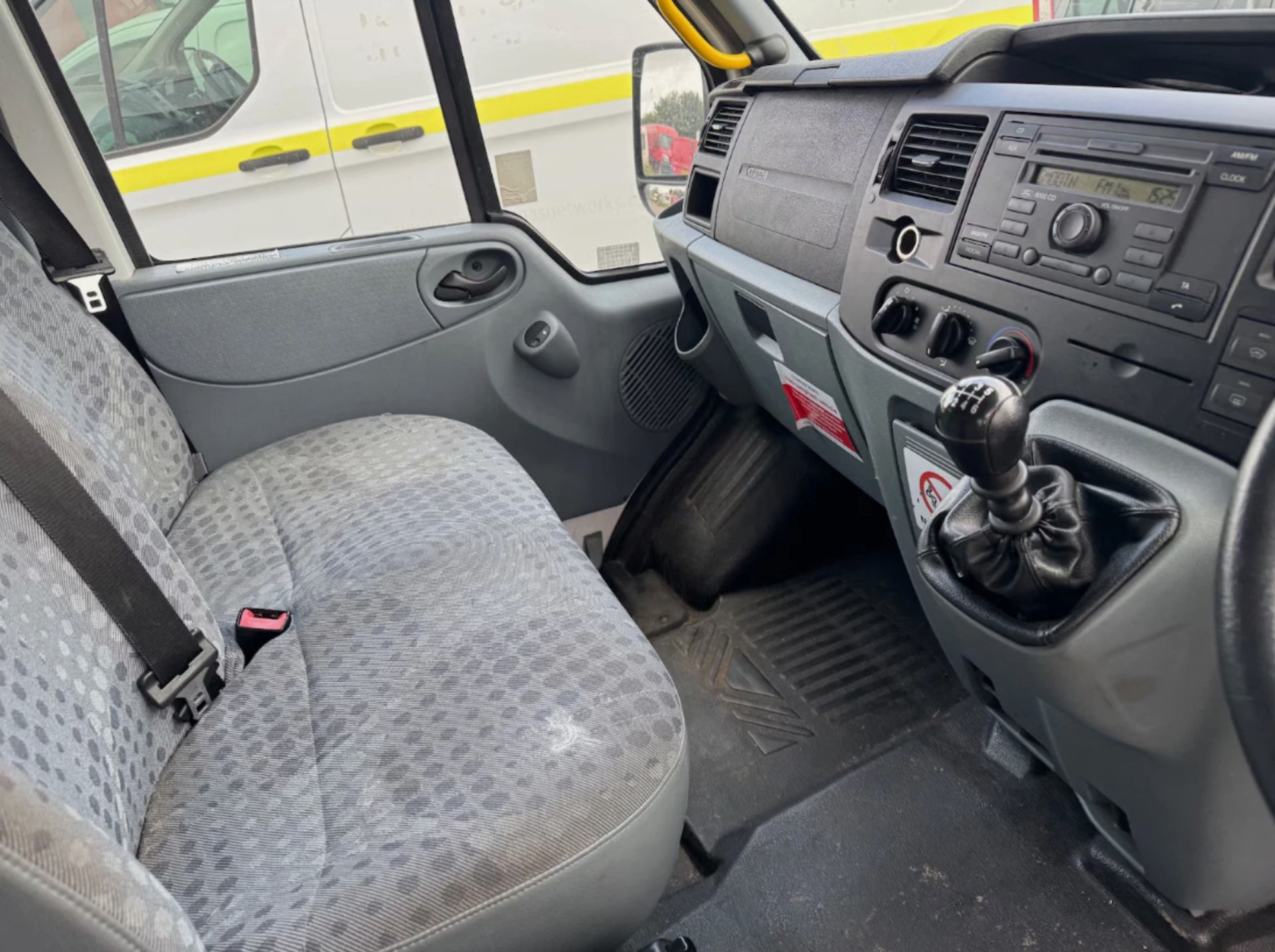 **(ONLY 99K MILEAGE)** 2012 / 62 FORD TRANSIT T350 LWB 14 SEATER MINIBUS - Image 9 of 21