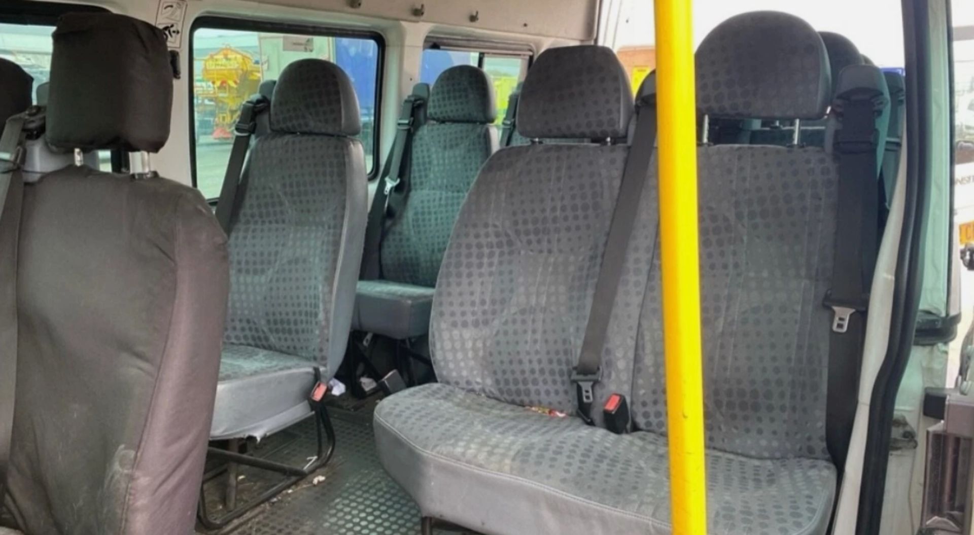 2012 FORD TRANSIT MEDIUM ROOF 17 SEATER TDCI 135PS - Image 9 of 9