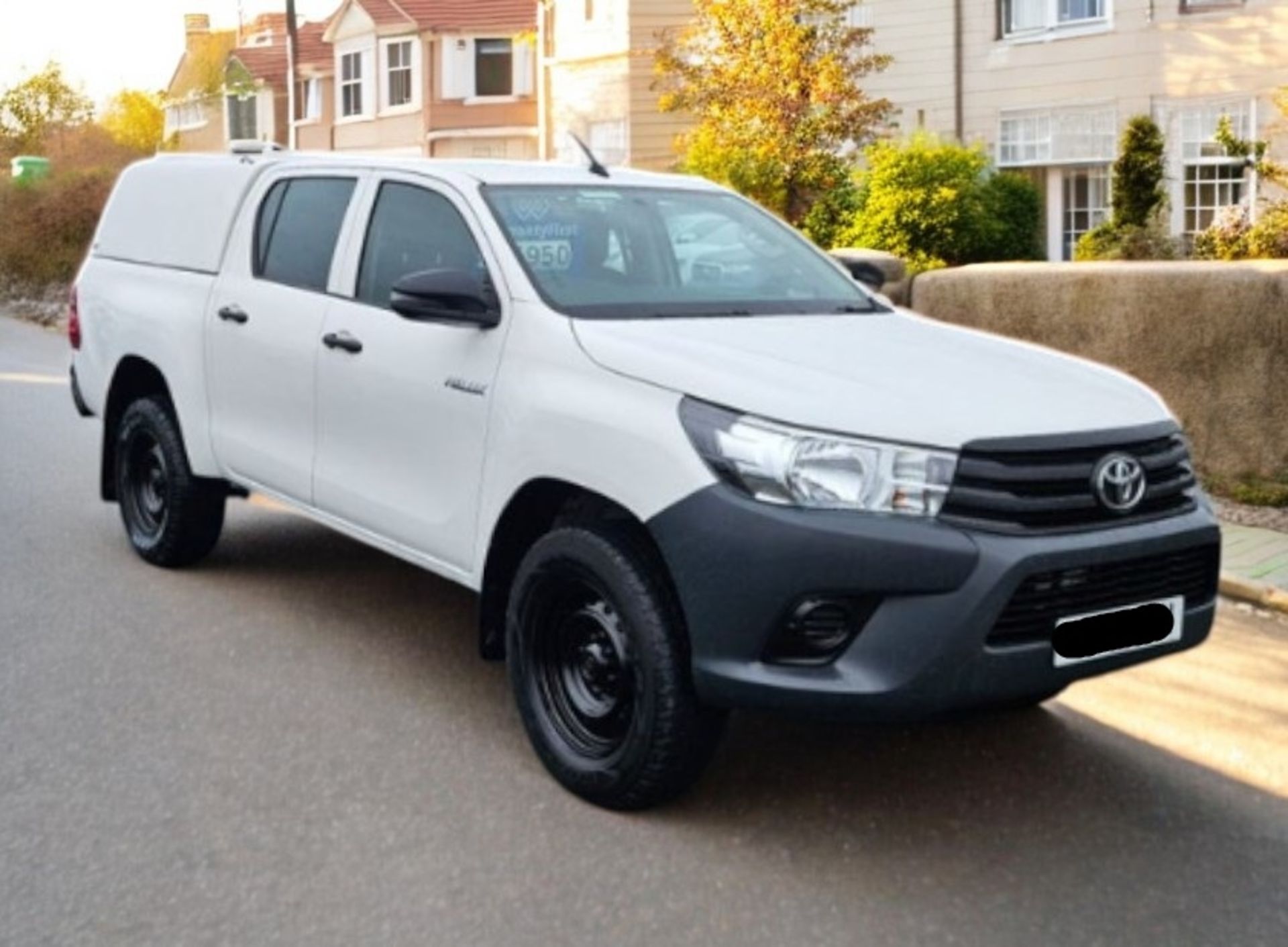 **(ONLY 104K MILEAGE)** 2019 TOYOTA HILUX ACTIVE D-4D 4WD DOUBLE CAB