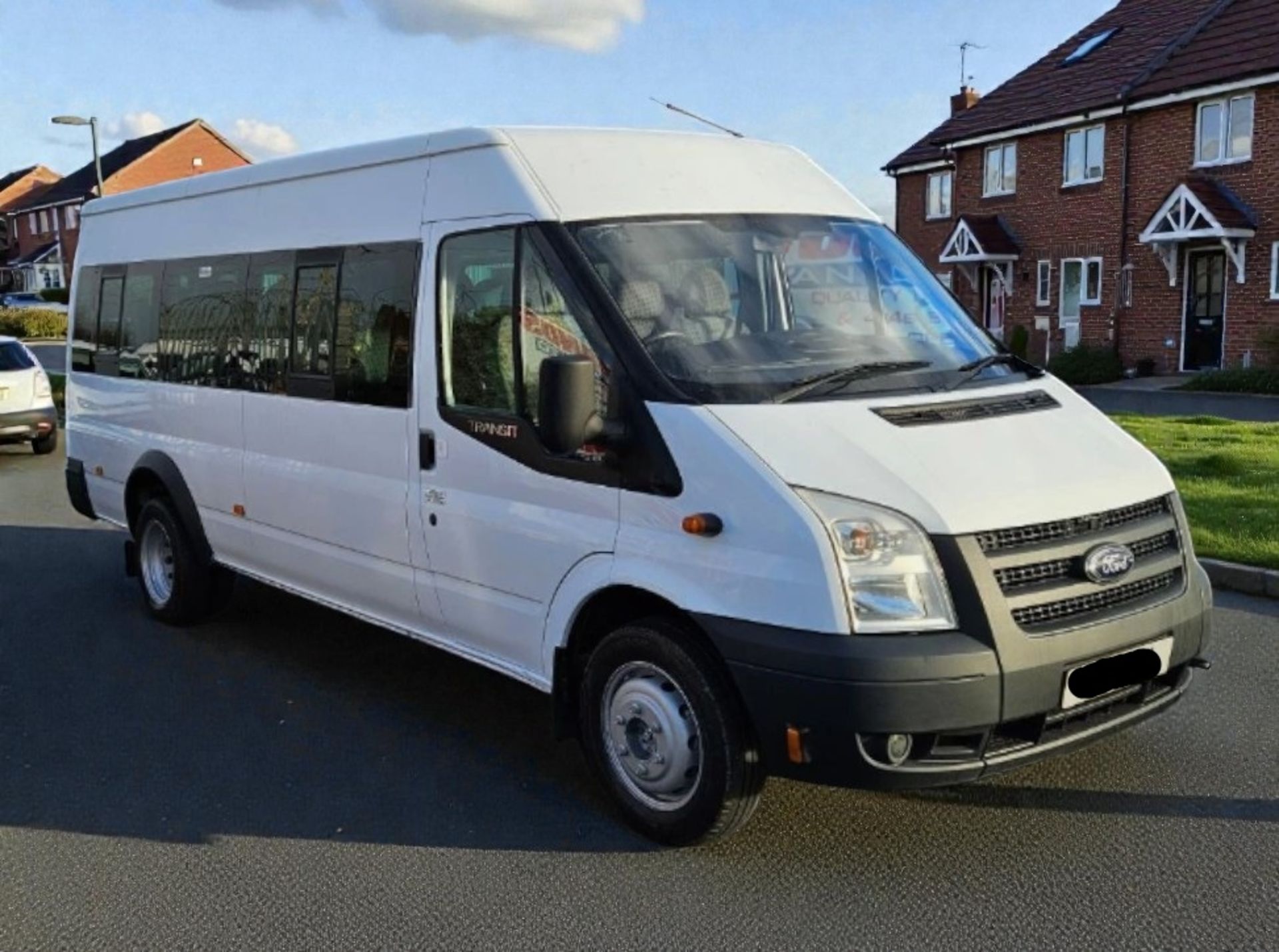 **(ONLY 71K MILEAGE)** 2013 FORD TRANSIT 2.2 TDCI 135 T430 RWD 17-SEATER MINIBUS