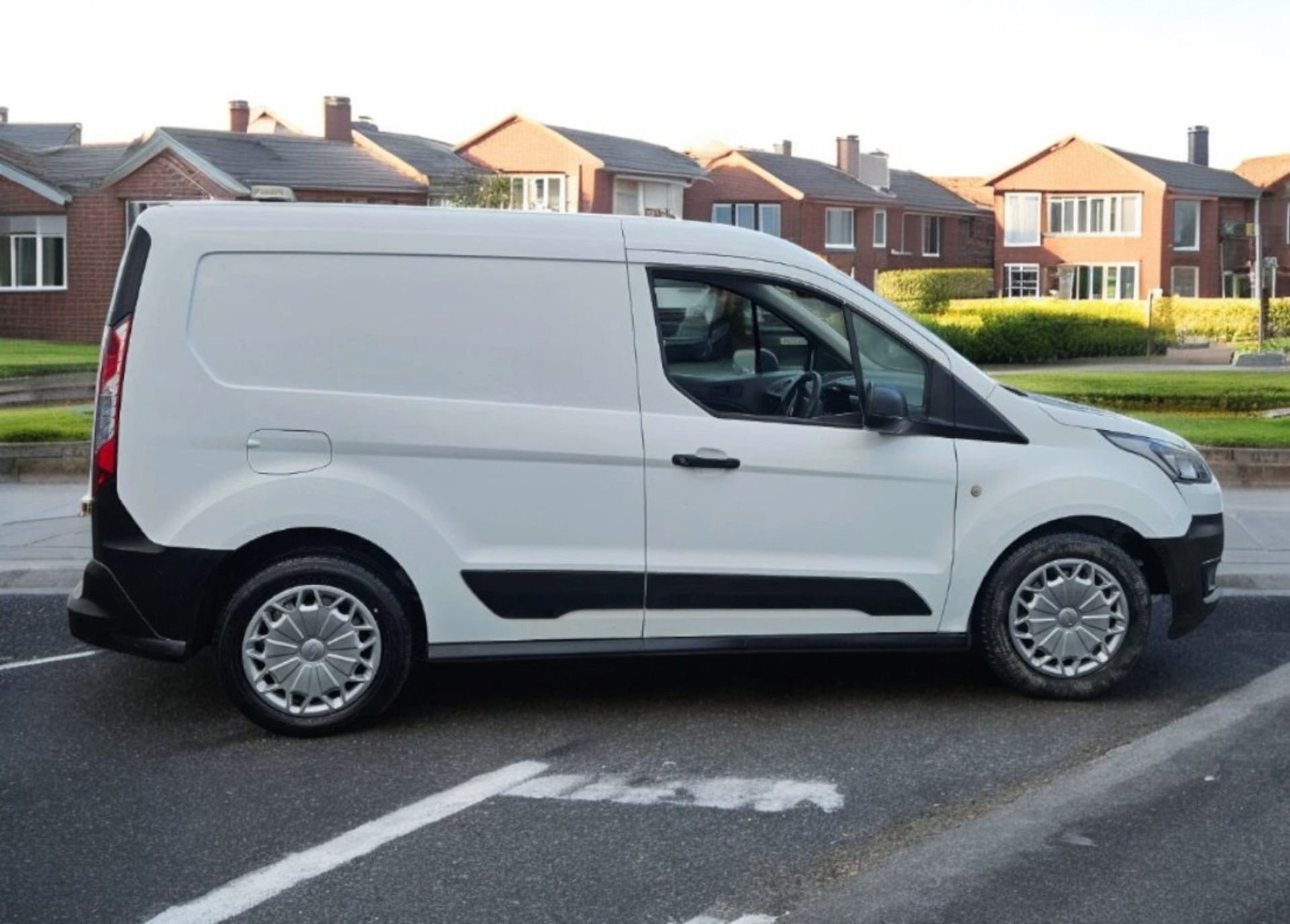 **(ONLY 22K MILEAGE)** 2021 FORD TRANSIT CONNECT 200 BASE TDCI PANEL VAN - Image 2 of 13