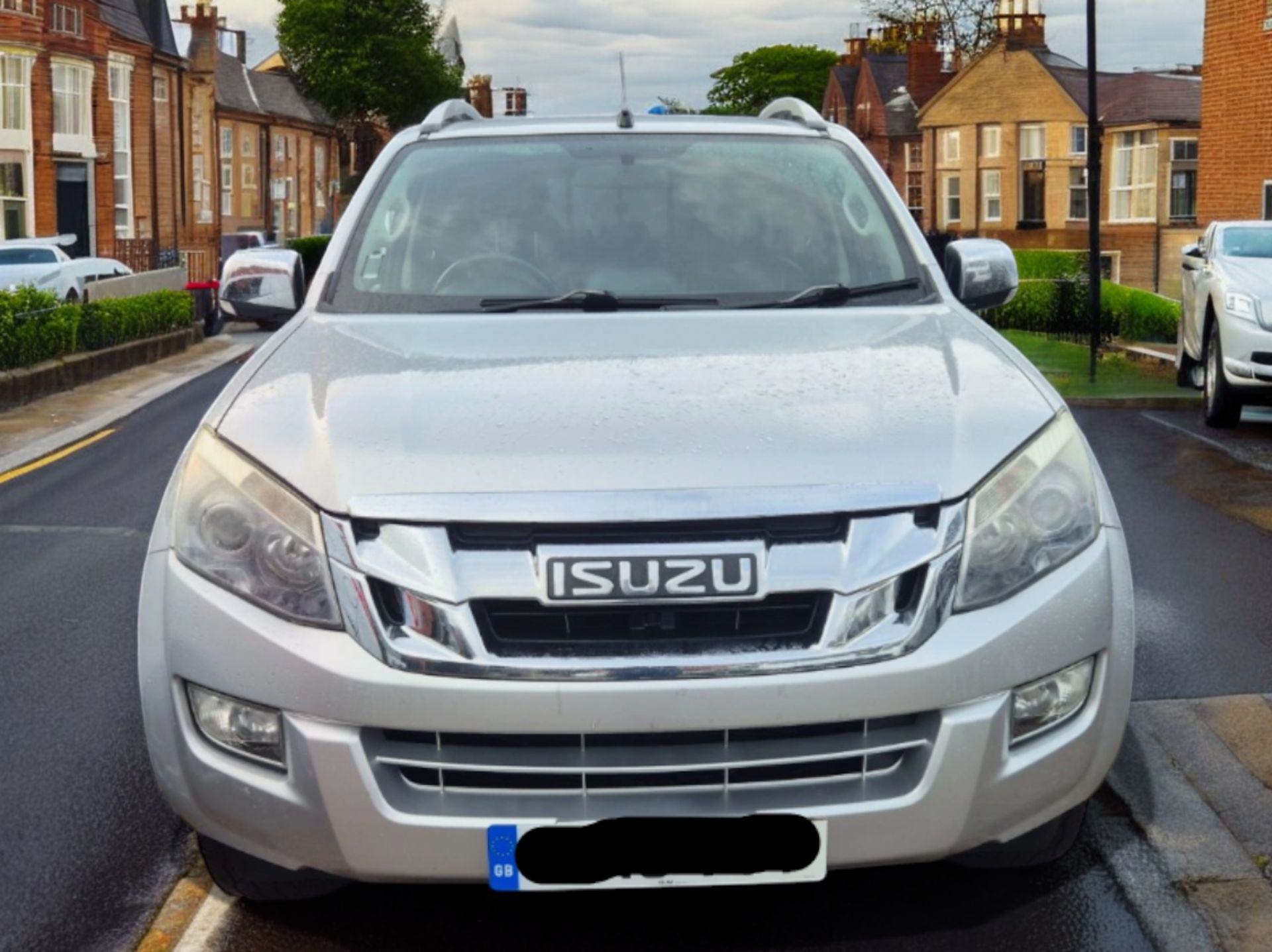 2015 ISUZU RODEO D-MAX UTAH VISION 2.5 TWIN TURBO DIESEL 6-SPEED MANUAL >>--NO VAT ON HAMMER--<< - Image 4 of 25