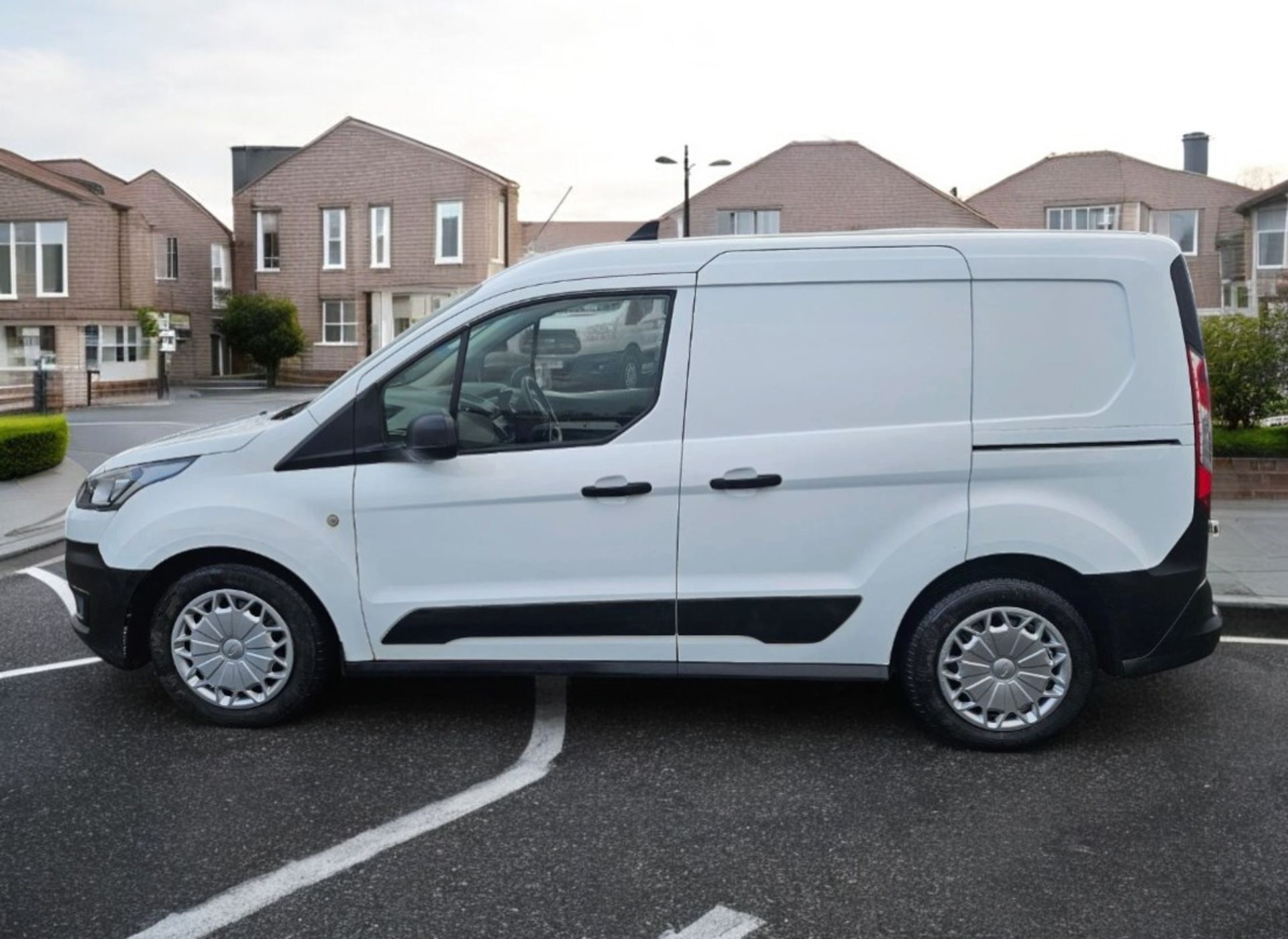 **(ONLY 22K MILEAGE)** 2021 FORD TRANSIT CONNECT 200 BASE TDCI PANEL VAN - Image 5 of 13