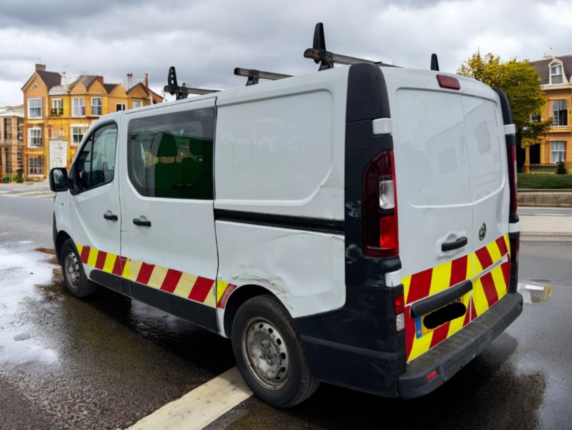 2017 VAUXHALL VIVARO SWB 6 SEATER FACTORY DOUBLE CAB - Image 6 of 15