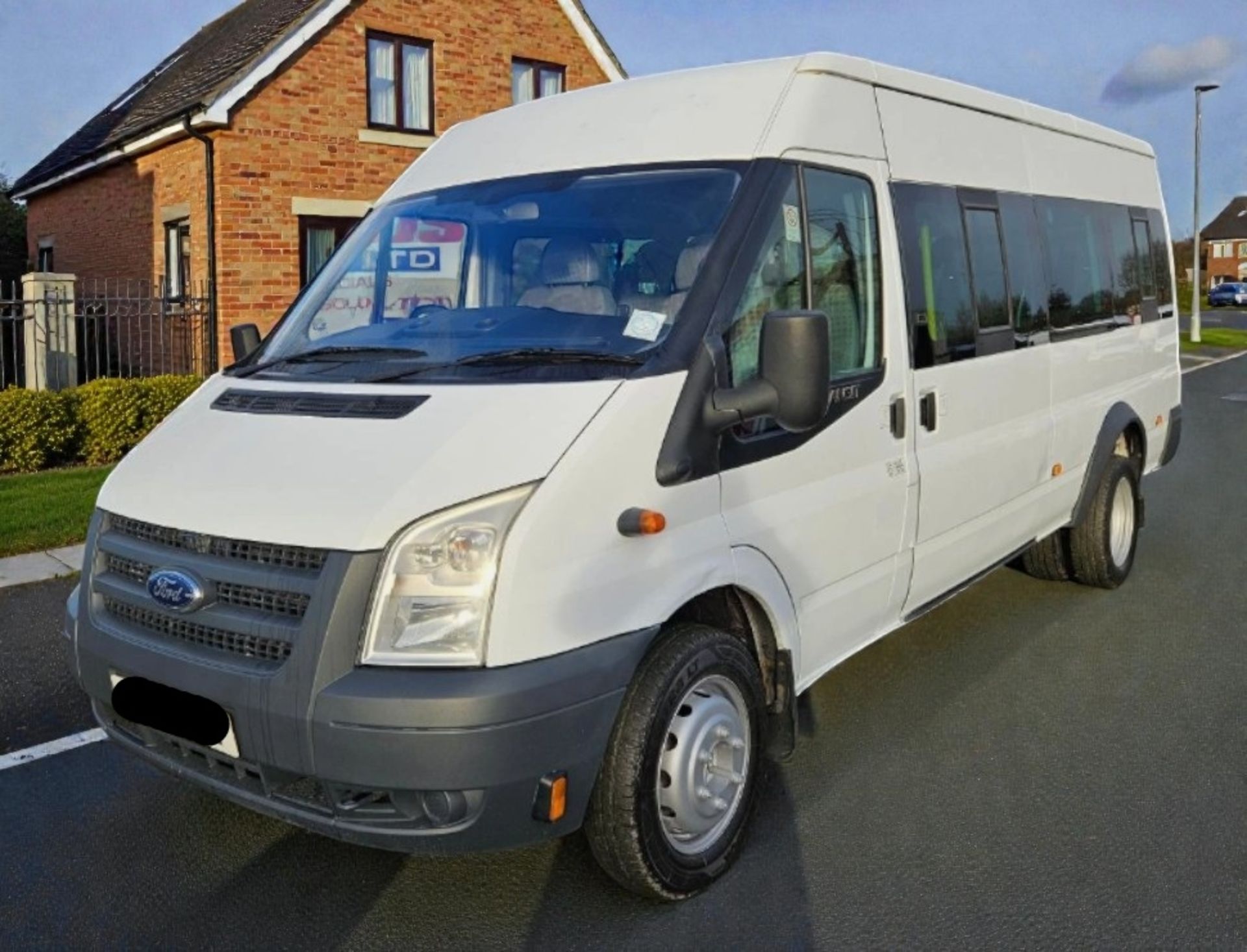 **(ONLY 71K MILEAGE)** 2013 FORD TRANSIT 2.2 TDCI 135 T430 RWD 17-SEATER MINIBUS - Image 4 of 13