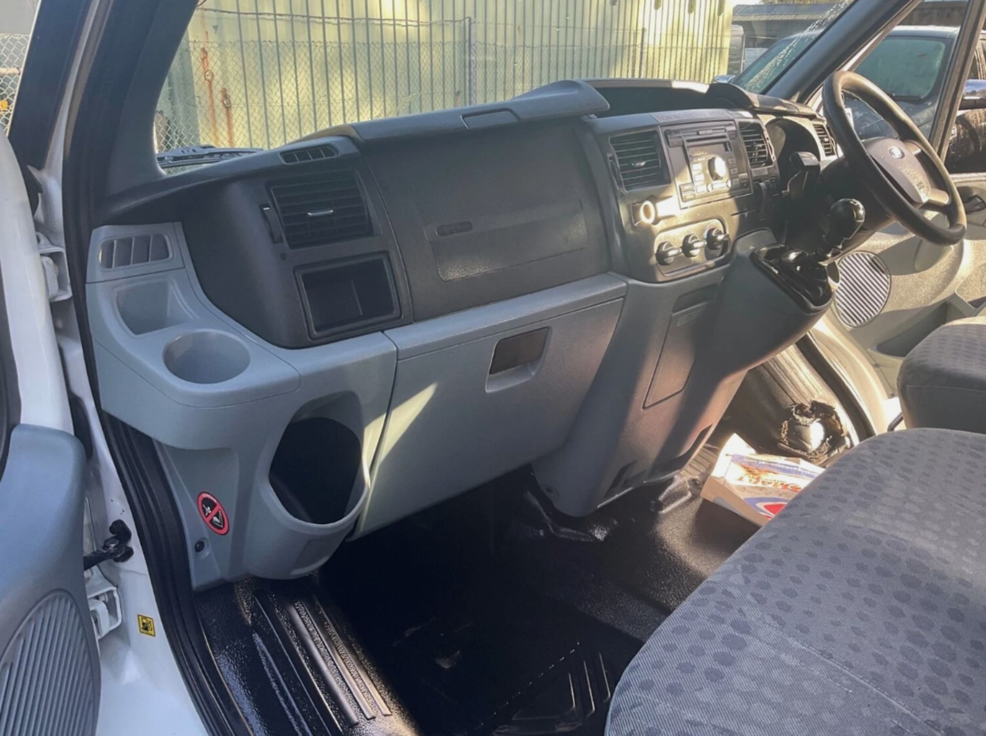 **(ONLY 118K MILEAGE)** 2013 FORD TRANSIT 100 T350 RWD – WELFARE / PANEL VAN>>--NO VAT ON HAMMER--<< - Image 15 of 15