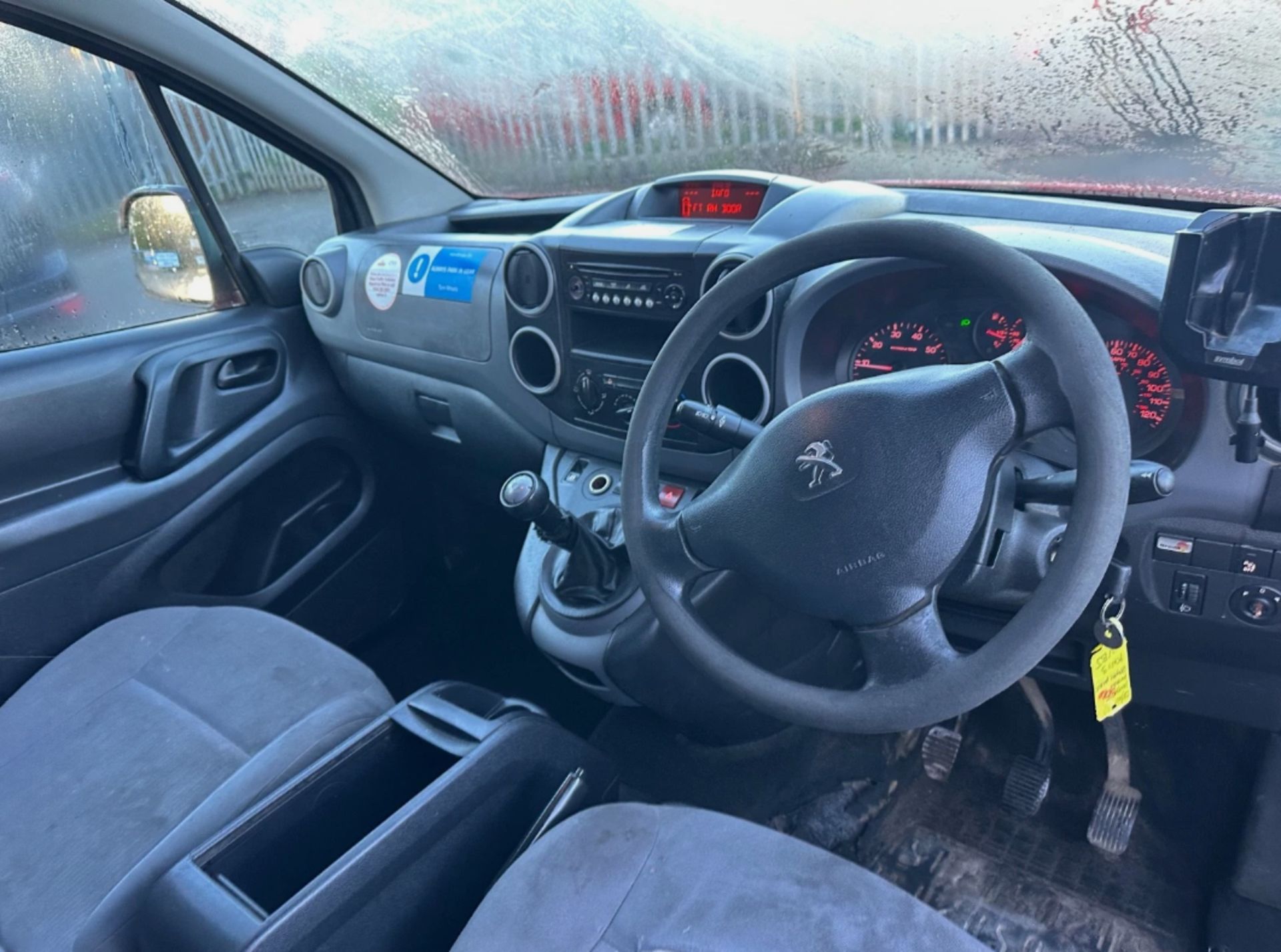 2013 PEUGEOT PARTNER 625 S L1 HDI – PANEL VAN - Image 8 of 11