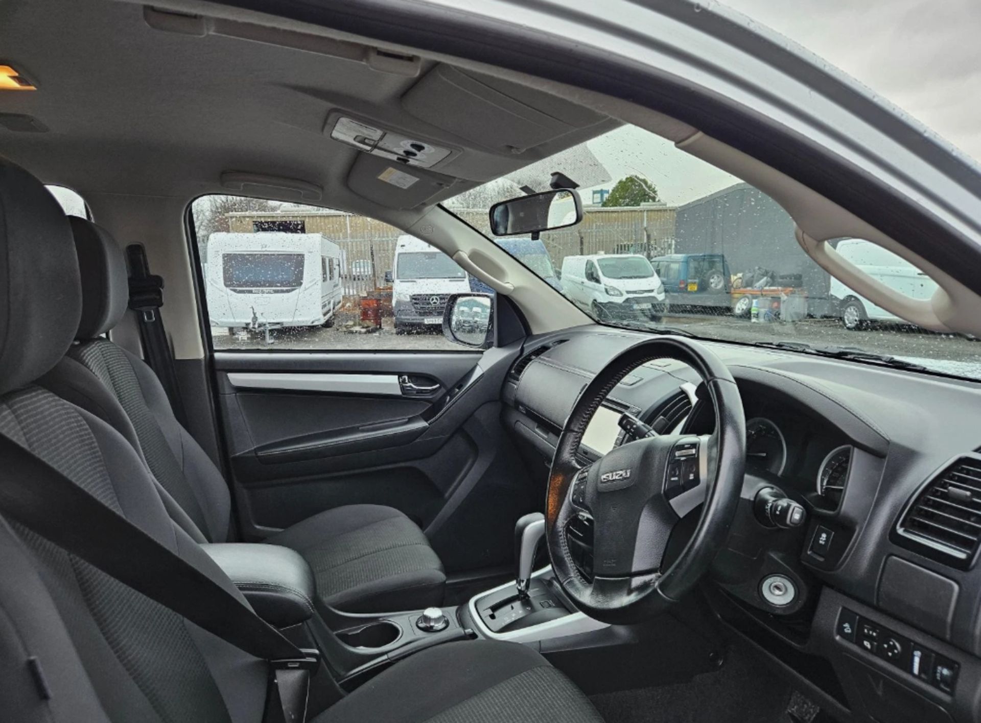 **(ONLY 72K MILEAGE)** 2019 ISUZU D-MAX YUKON 4X4 DOUBLE CAB PICKUP - Image 13 of 13