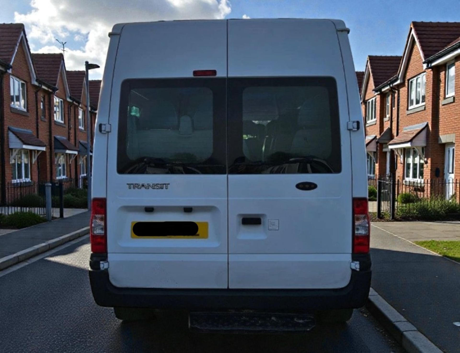 **(ONLY 71K MILEAGE)** 2013 FORD TRANSIT 2.2 TDCI 135 T430 RWD 17-SEATER MINIBUS - Image 7 of 13