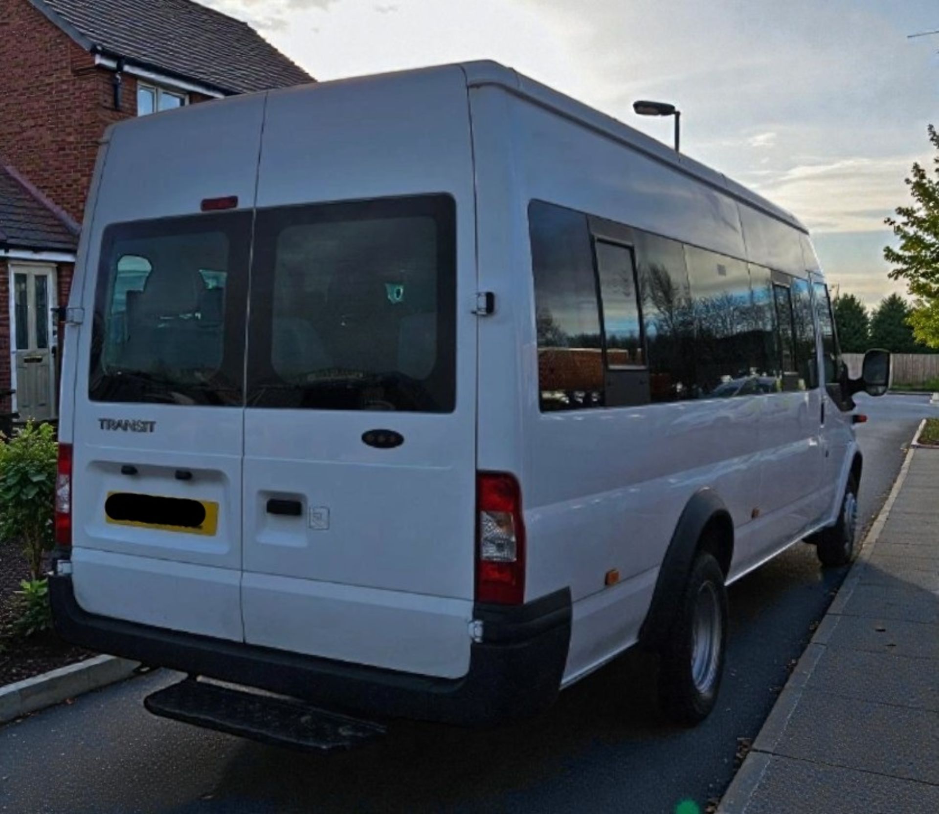 **(ONLY 71K MILEAGE)** 2013 FORD TRANSIT 2.2 TDCI 135 T430 RWD 17-SEATER MINIBUS - Image 8 of 13