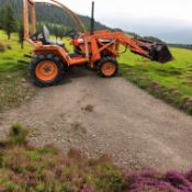 KUBOTA B1550 COMPACT 4X4 TRACTOR WITH LOADER