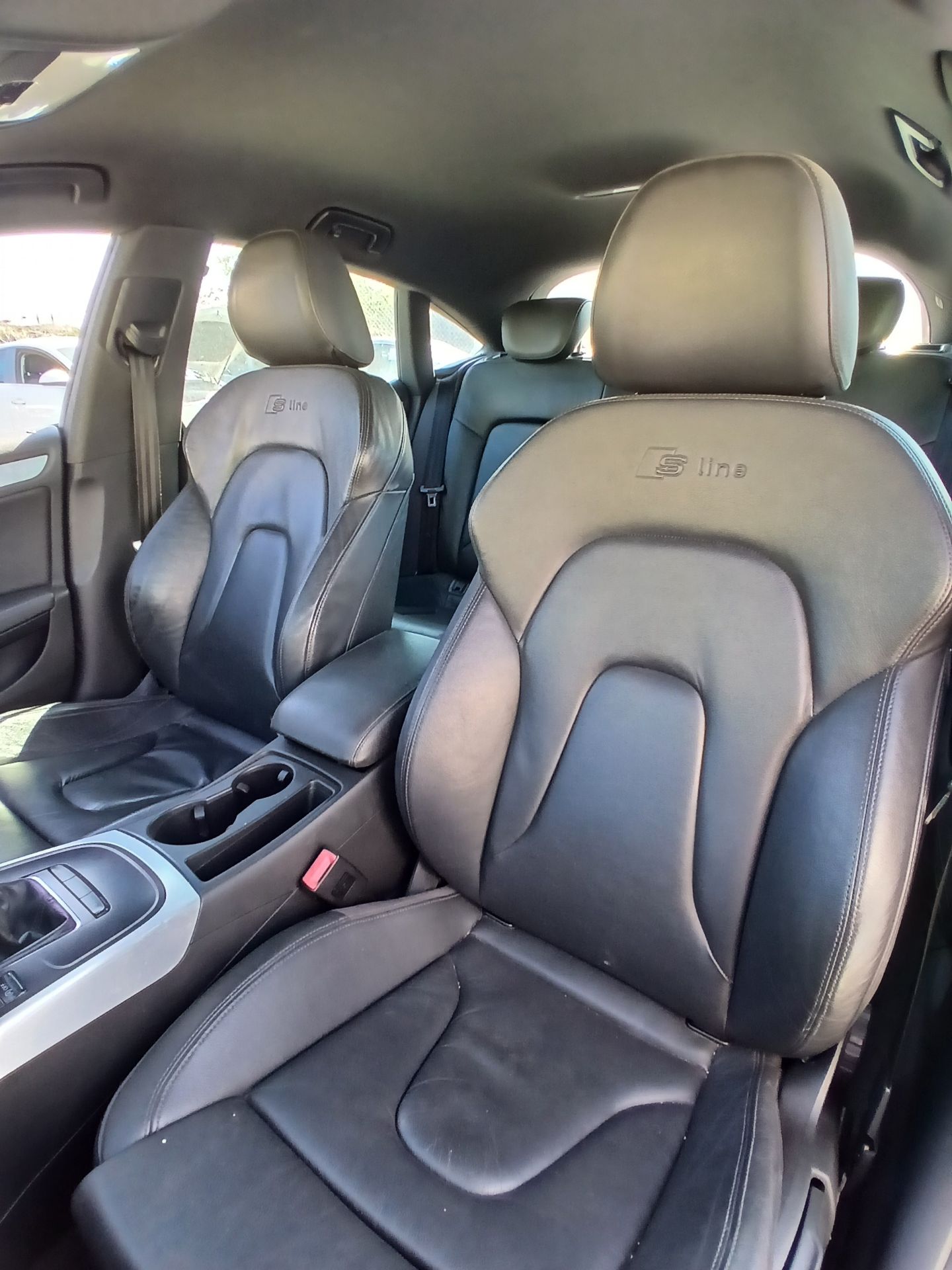 2009 AUDI A5 S LINE TDI COUPE - 2L - MANUAL - DIESEL - 1 PREVIOUS KEEPER - NO VAT ON HAMMER - Image 6 of 14