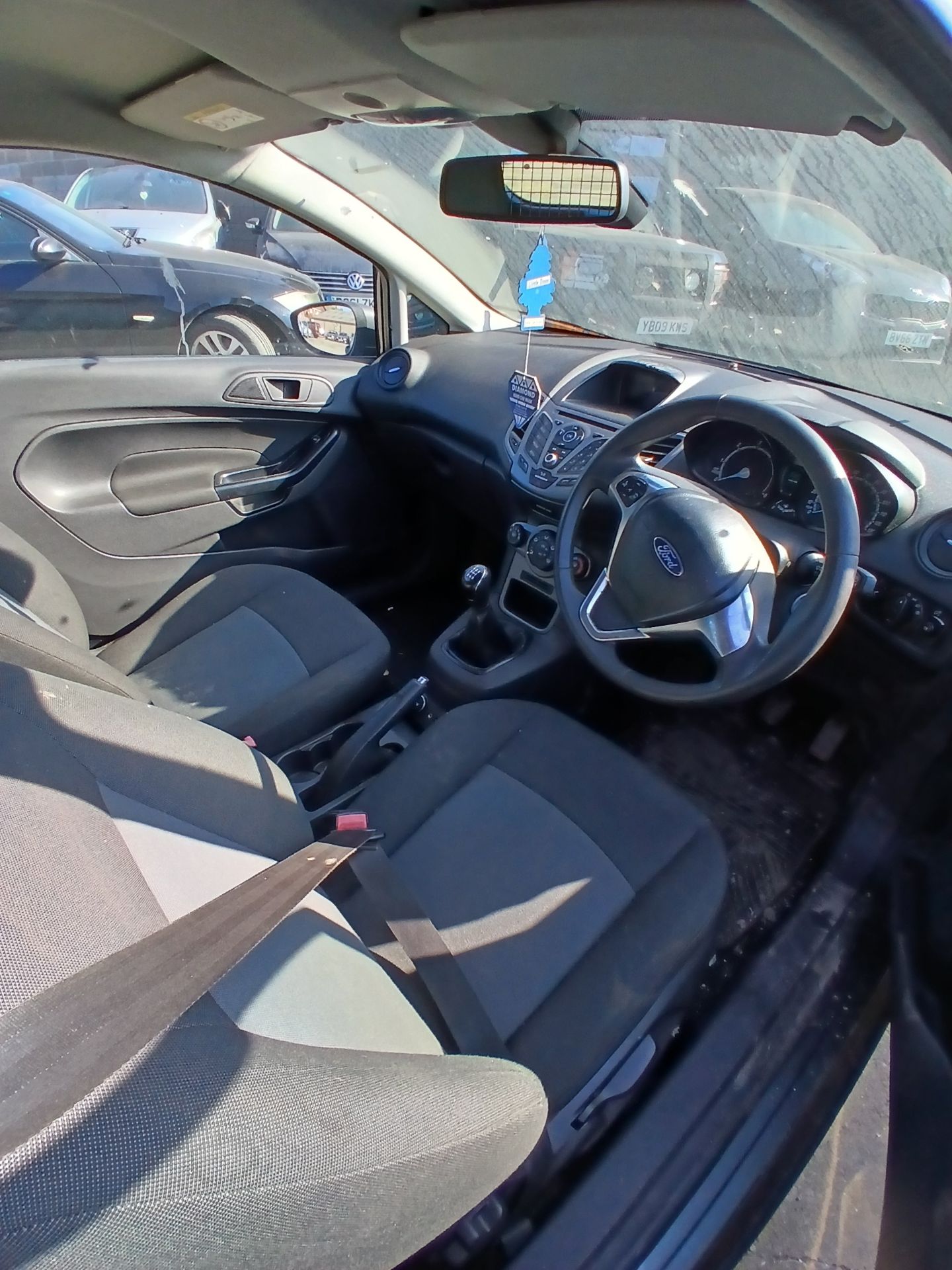 2015 FORD FIESTA BASE TDCI – CAR DERIVED VAN – 1499CC DIESEL >>--NO VAT ON HAMMER--<< - Image 8 of 13
