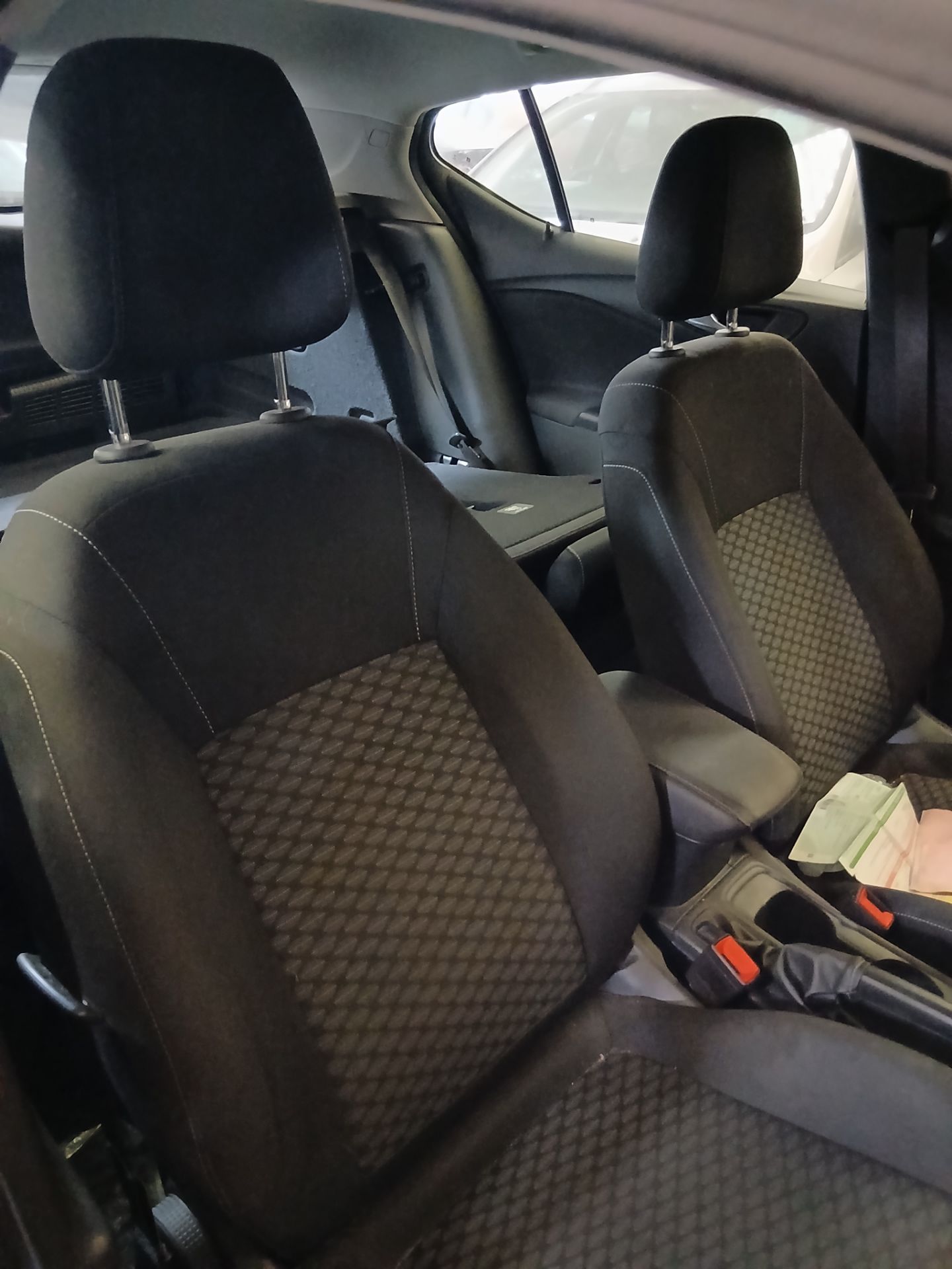 2017 VAUXHALL ASTRA TECH LINE CDTI ECOFLEX S/S – 1.6 DIESEL >>--NO VAT ON HAMMER--<< - Image 9 of 13