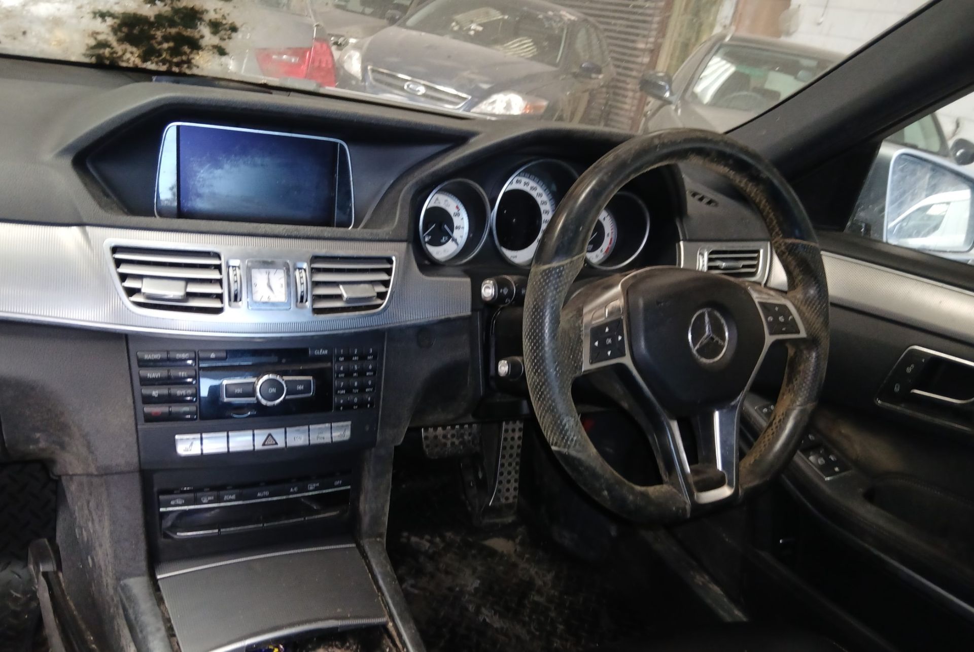 2014 MERCEDES-BENZ E220 AMG SPORT CDI AUTO – 2.1 DIESEL AUTOMATIC SALOON - NO VAT ON HAMMER - Image 4 of 10