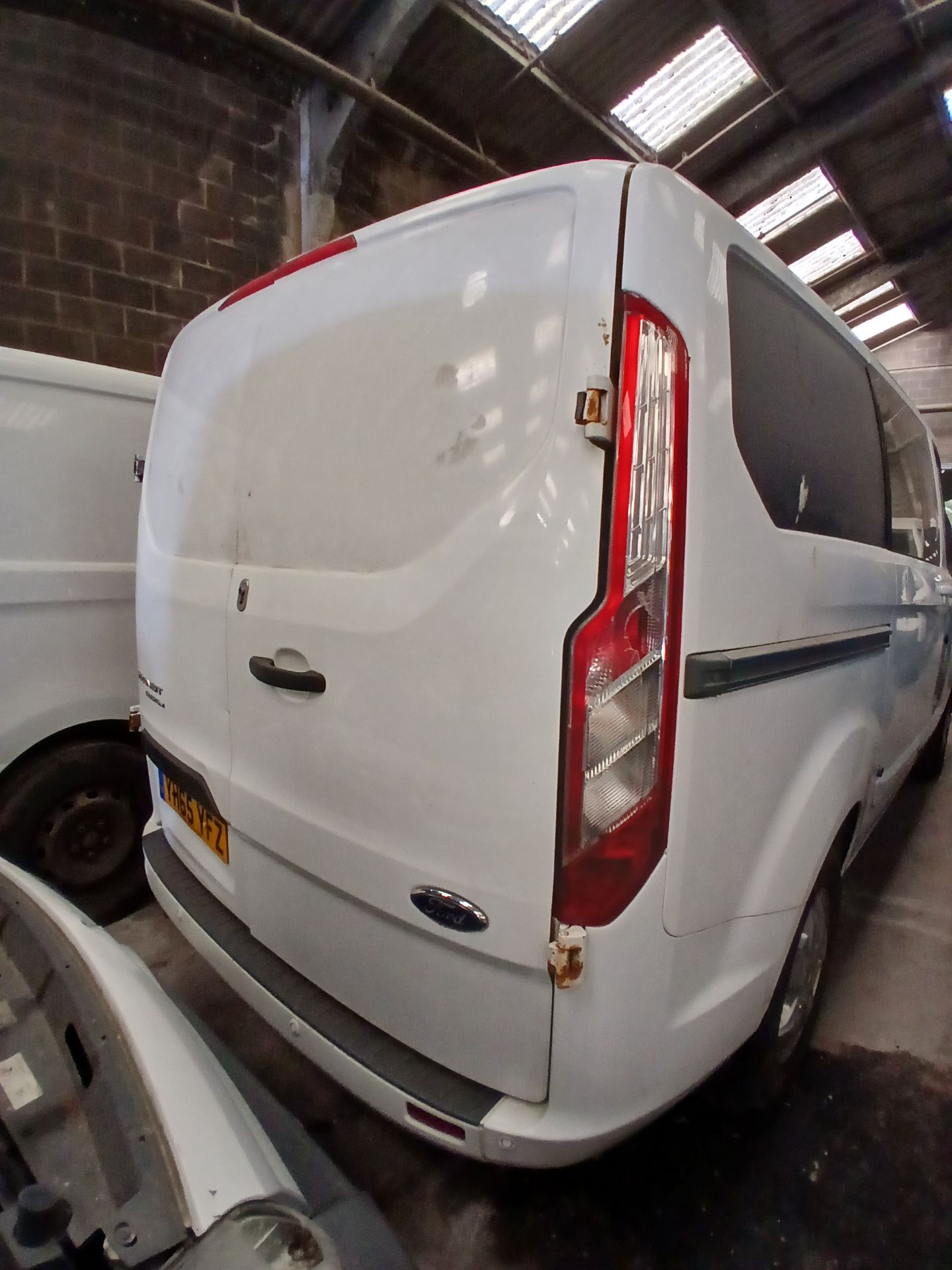 2015 FORD TRANSIT CUSTOM 290 LTD E-TECH – PANEL VAN – 2198CC DIESEL >>--NO VAT ON HAMMER--<< - Image 3 of 4