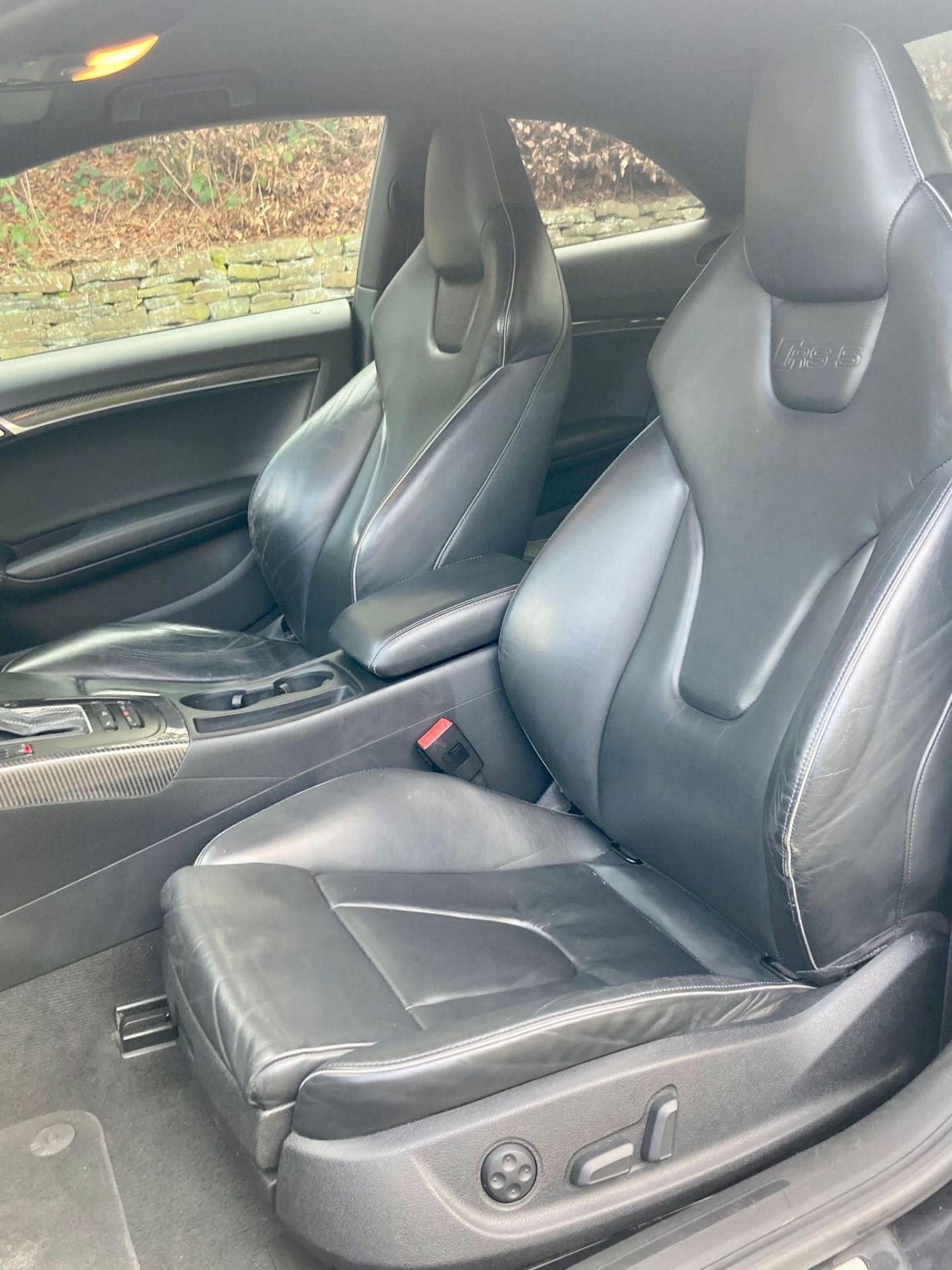 2010 AUDI RS5 4.2 FSI QUATTRO S TRONIC COUPE >>--NO VAT ON HAMMER--<< - Image 7 of 12