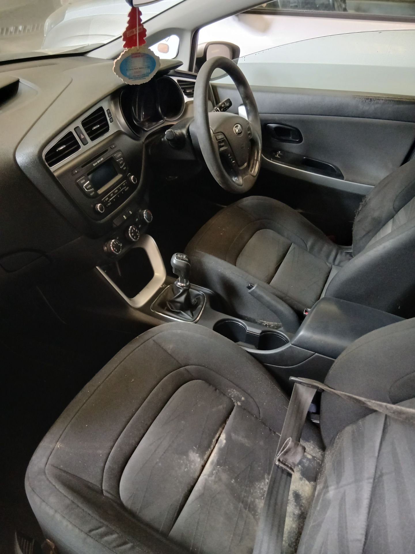 2013 KIA CEED 1 ECODYNAMICS CRDI – 1.4 DIESEL ESTATE >>--NO VAT ON HAMMER--<< - Image 3 of 10