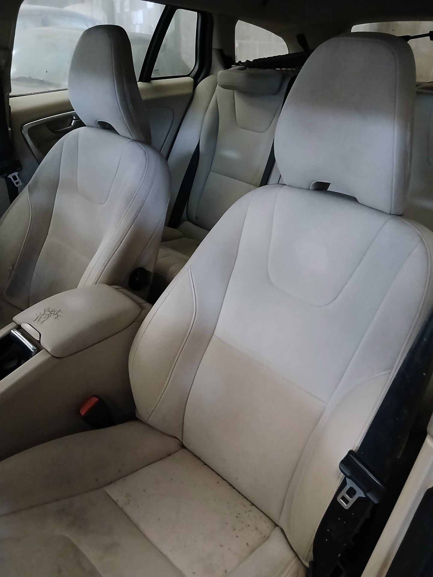 2011 VOLVO V60 ES DRIVE 1.6 DIESEL ESTATE – START/STOP >>--NO VAT ON HAMMER--<< - Image 6 of 13