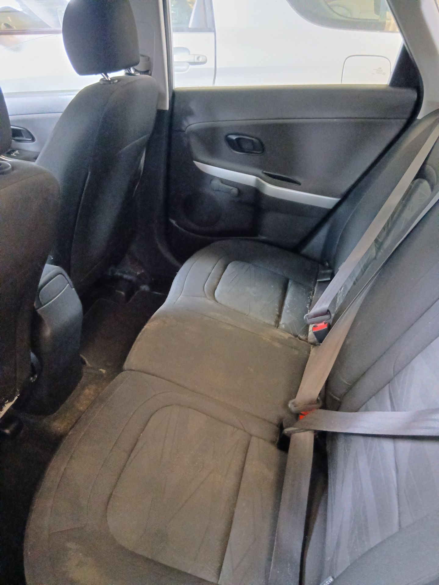 2013 KIA CEED 1 ECODYNAMICS CRDI – 1.4 DIESEL ESTATE >>--NO VAT ON HAMMER--<< - Image 8 of 10