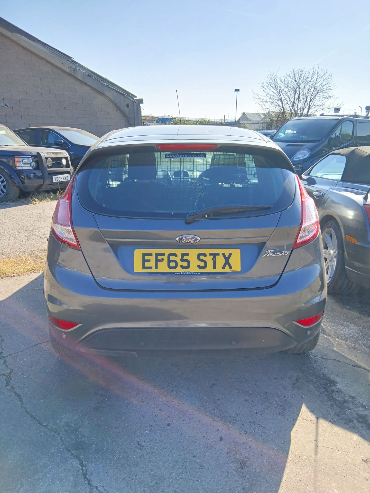 2015 FORD FIESTA BASE TDCI – CAR DERIVED VAN – 1499CC DIESEL >>--NO VAT ON HAMMER--<< - Image 3 of 13