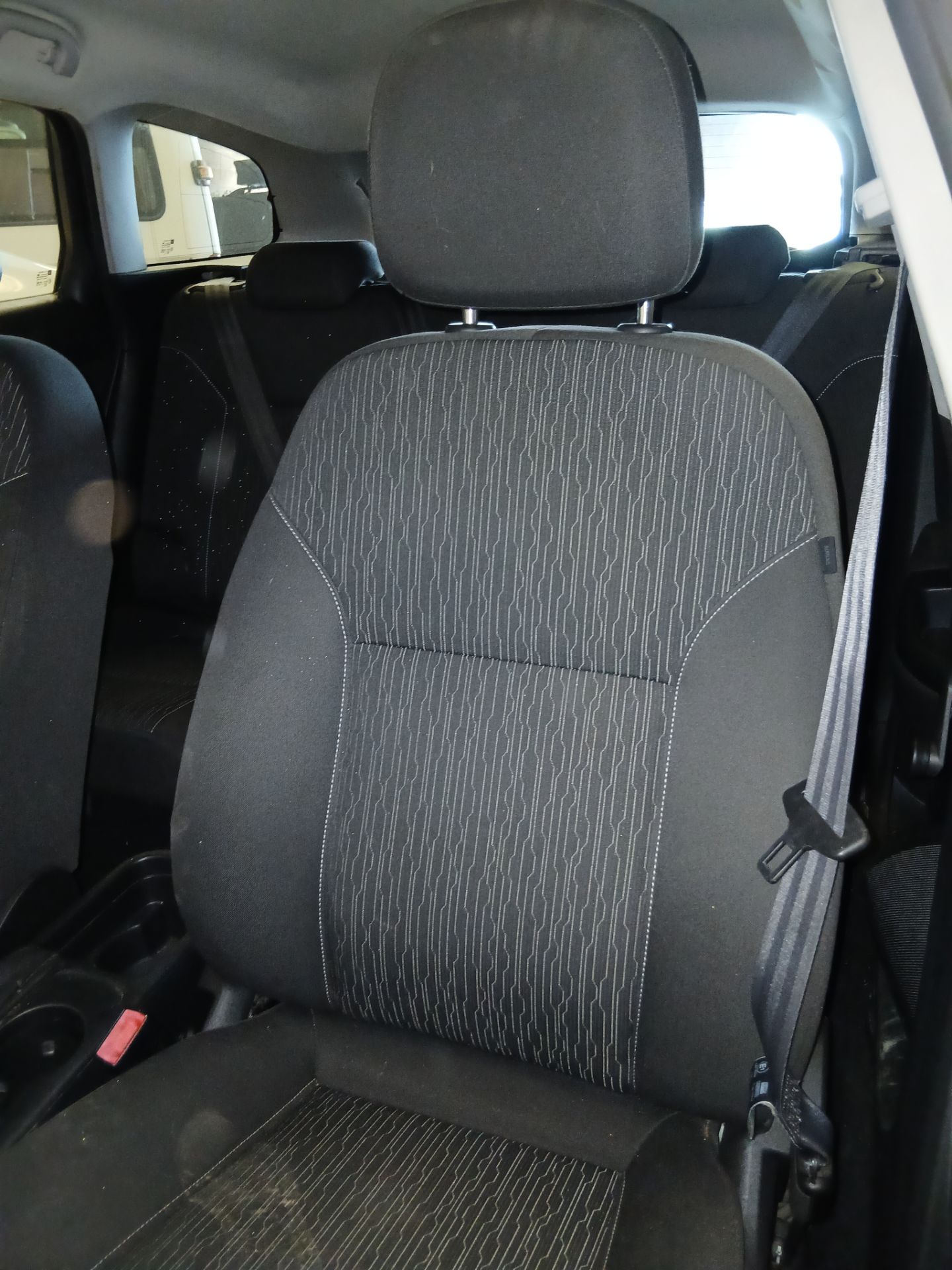 2014 VAUXHALL ASTRA DESIGN CDTI ECOFLEX S/S – ESTATE – 1248CC DIESEL >>--NO VAT ON HAMMER--<< - Image 6 of 11