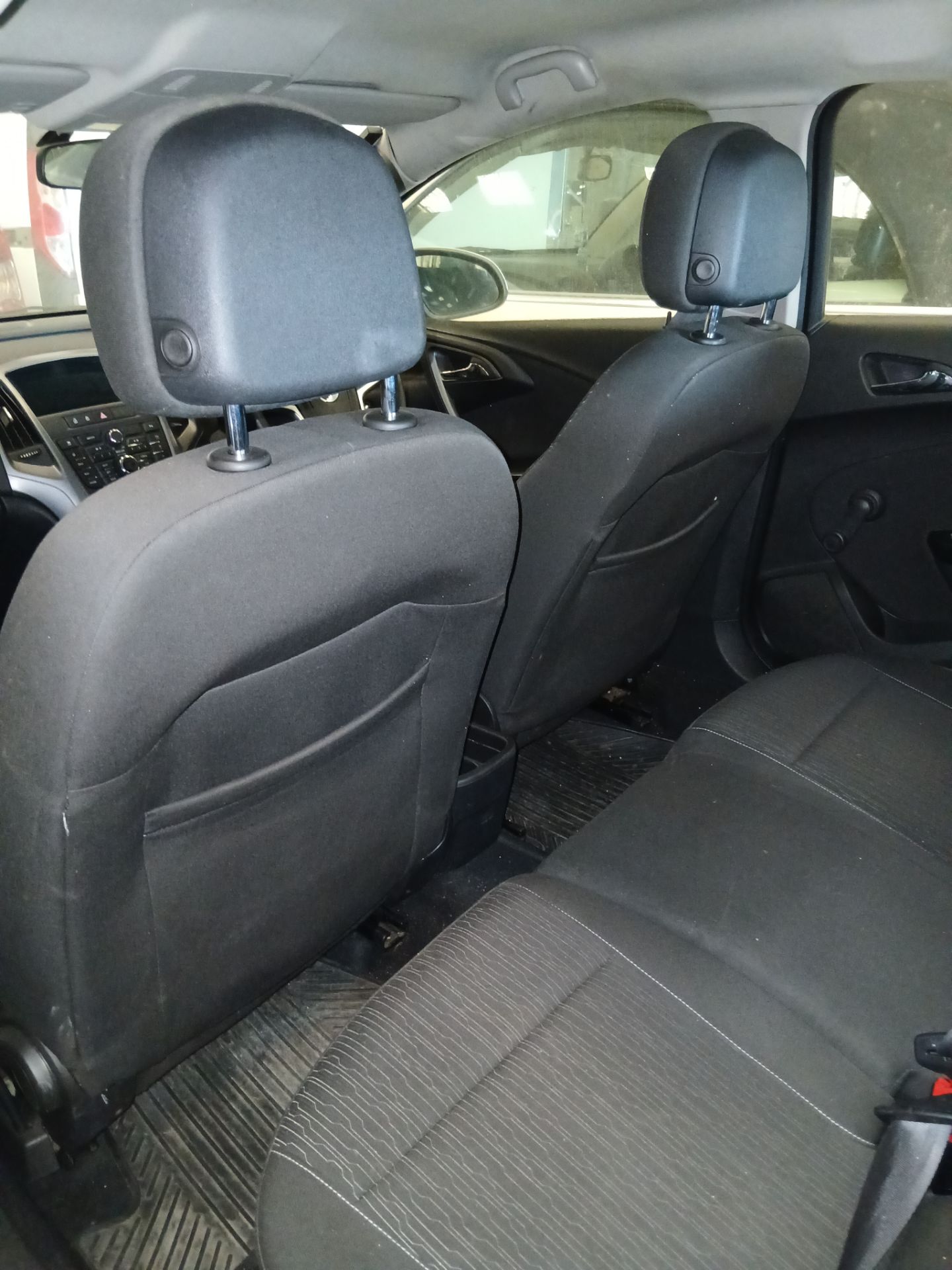 2014 VAUXHALL ASTRA DESIGN CDTI ECOFLEX S/S – ESTATE – 1248CC DIESEL >>--NO VAT ON HAMMER--<< - Image 9 of 11