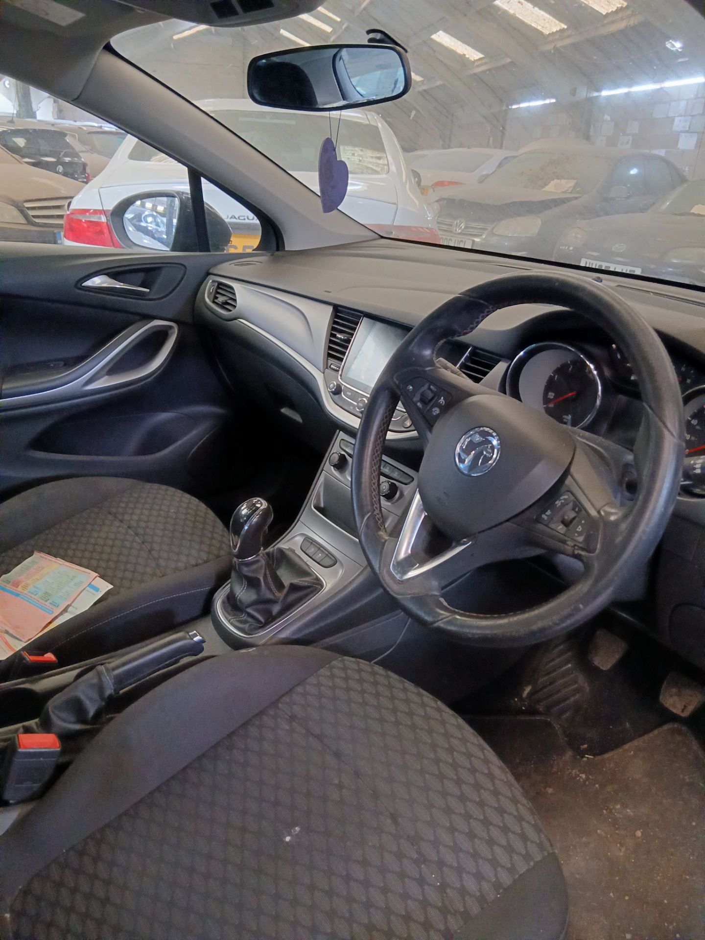 2017 VAUXHALL ASTRA TECH LINE CDTI ECOFLEX S/S – 1.6 DIESEL >>--NO VAT ON HAMMER--<< - Image 6 of 13