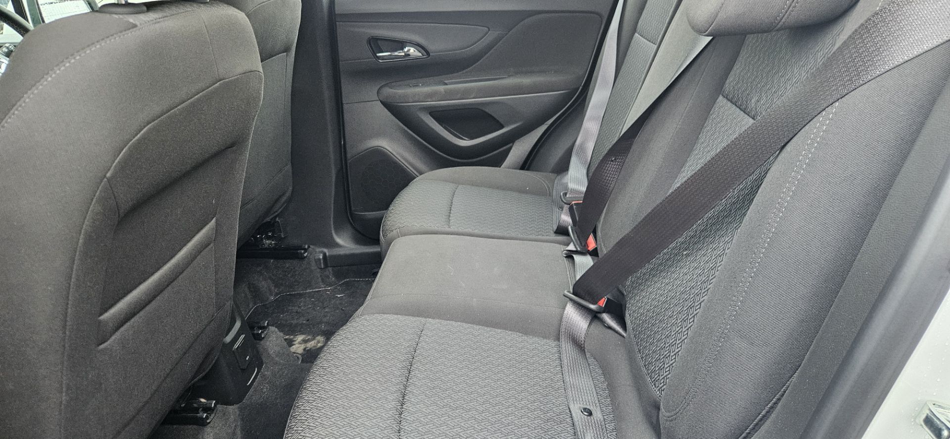 2017 VAUXHALL MOKKA X DESIGN NAV S/S – 1.6 PETROL – WHITE – 40K MILES >>--NO VAT ON HAMMER--<< - Image 8 of 8