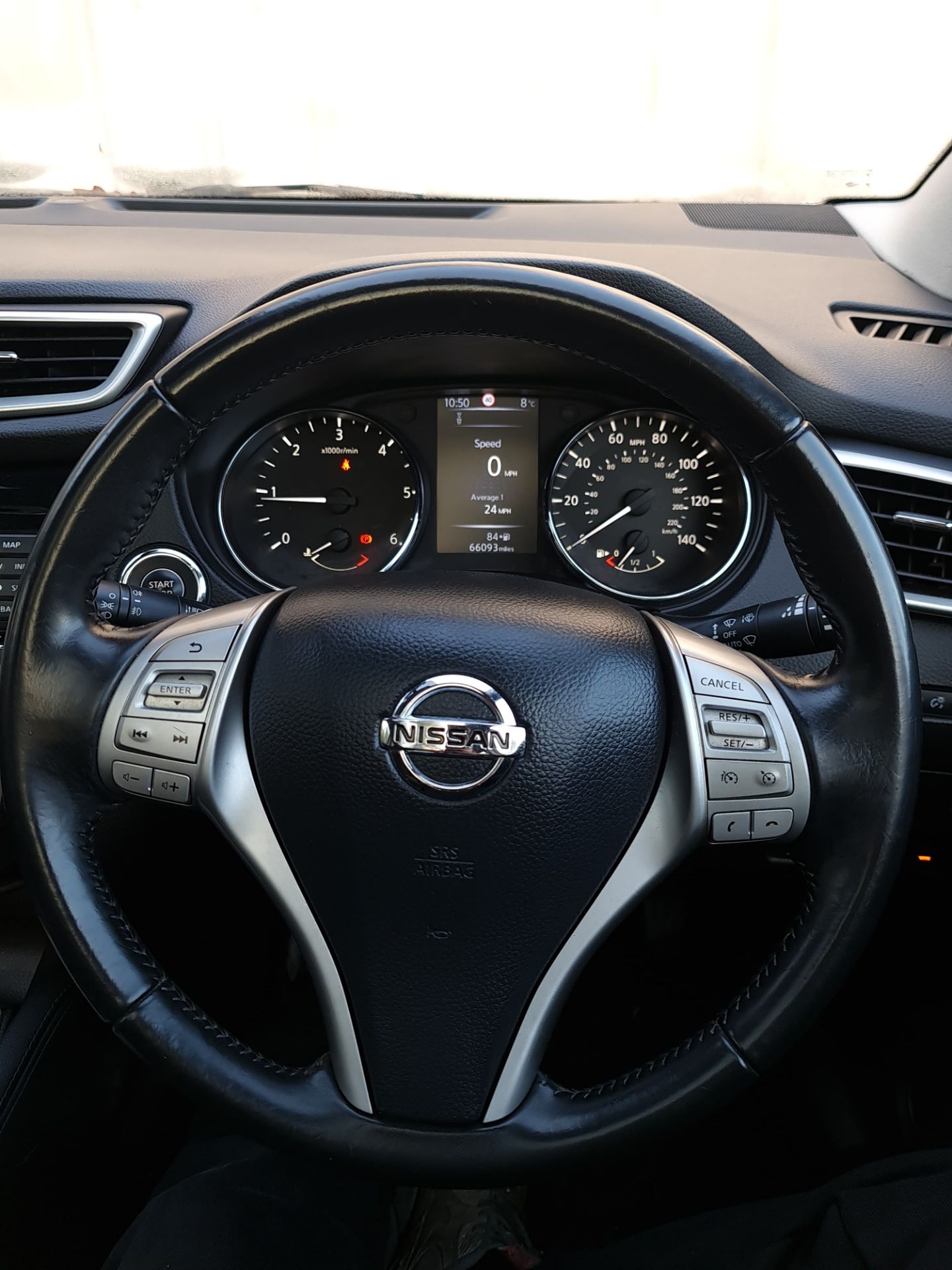 2014 NISSAN QASHQAI ACENTA PREMIUM DCI – BLACK >>--NO VAT ON HAMMER--<< - Image 8 of 11