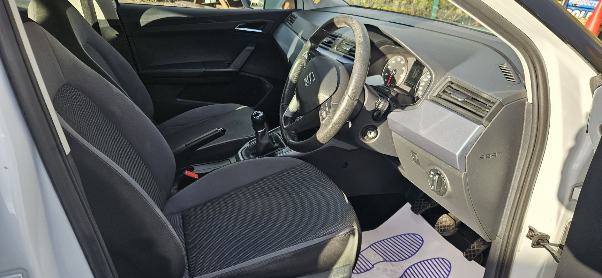 2020 SEAT ARONA SE TECHNOLOGY TSI – PETROL – MANUAL >>--NO VAT ON HAMMER--<< - Image 7 of 11