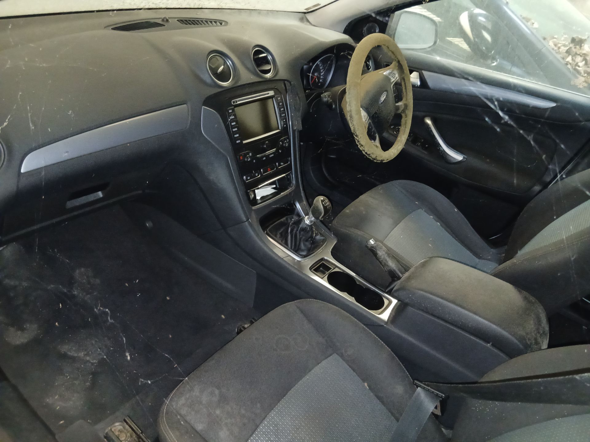 2014 FORD MONDEO ZETEC BUSINESS EDITION TDCI – 2.0 DIESEL >>--NO VAT ON HAMMER--<< - Image 5 of 17