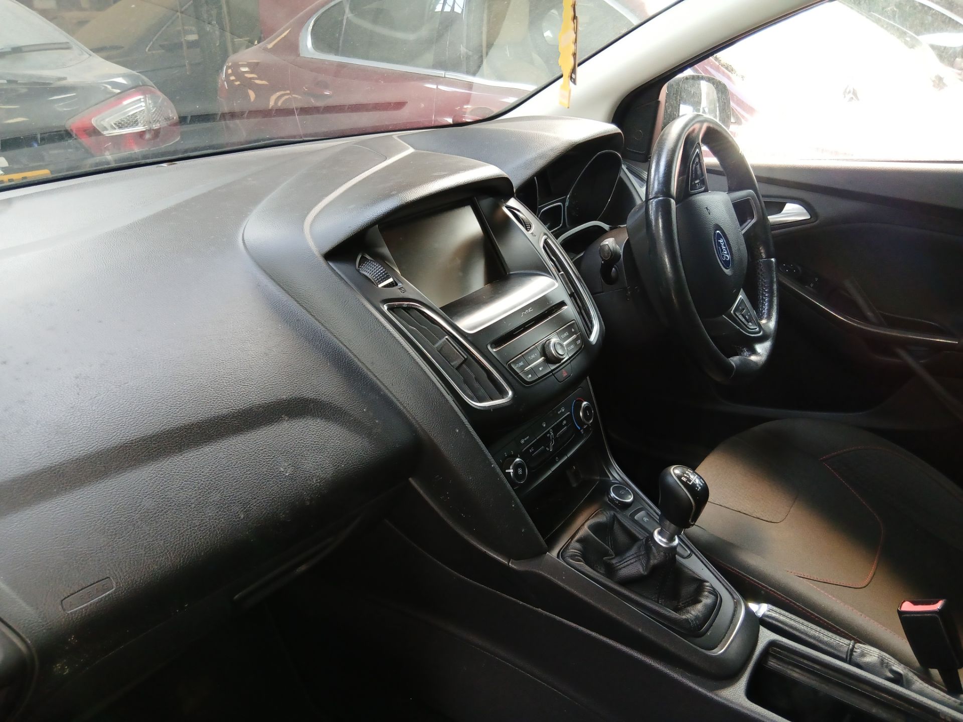 2016 FORD FOCUS ZETEC S TDCI – MANUAL – GREY – DIESEL >>--NO VAT ON HAMMER--<< - Image 4 of 13