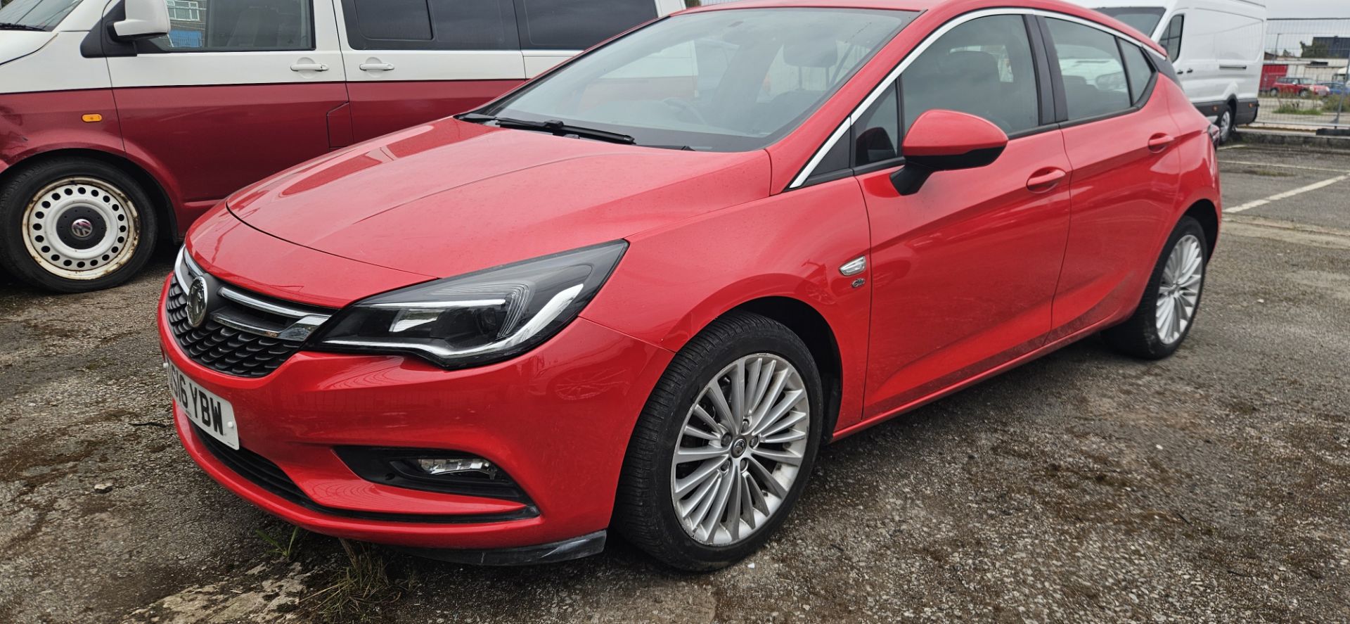 **(ONLY 66K MILEAGE)** 2016 VAUXHALL ASTRA ELITE NAV 1.4 TURBO >>--NO VAT ON HAMMER--<< - Image 4 of 8