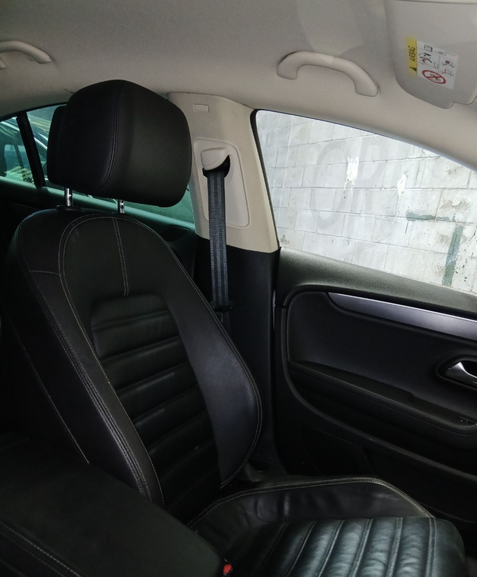 2015 VOLKSWAGEN CC R LINE BLUEMOTION TECH TDI – 2.0 DIESEL – MANUAL – SILVER – NO VAT ON HAMMER - Image 6 of 13