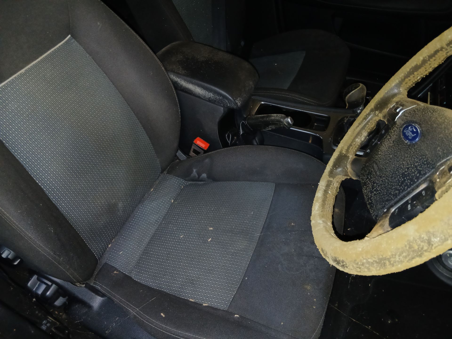 2014 FORD MONDEO ZETEC BUSINESS EDITION TDCI – 2.0 DIESEL >>--NO VAT ON HAMMER--<< - Image 14 of 17