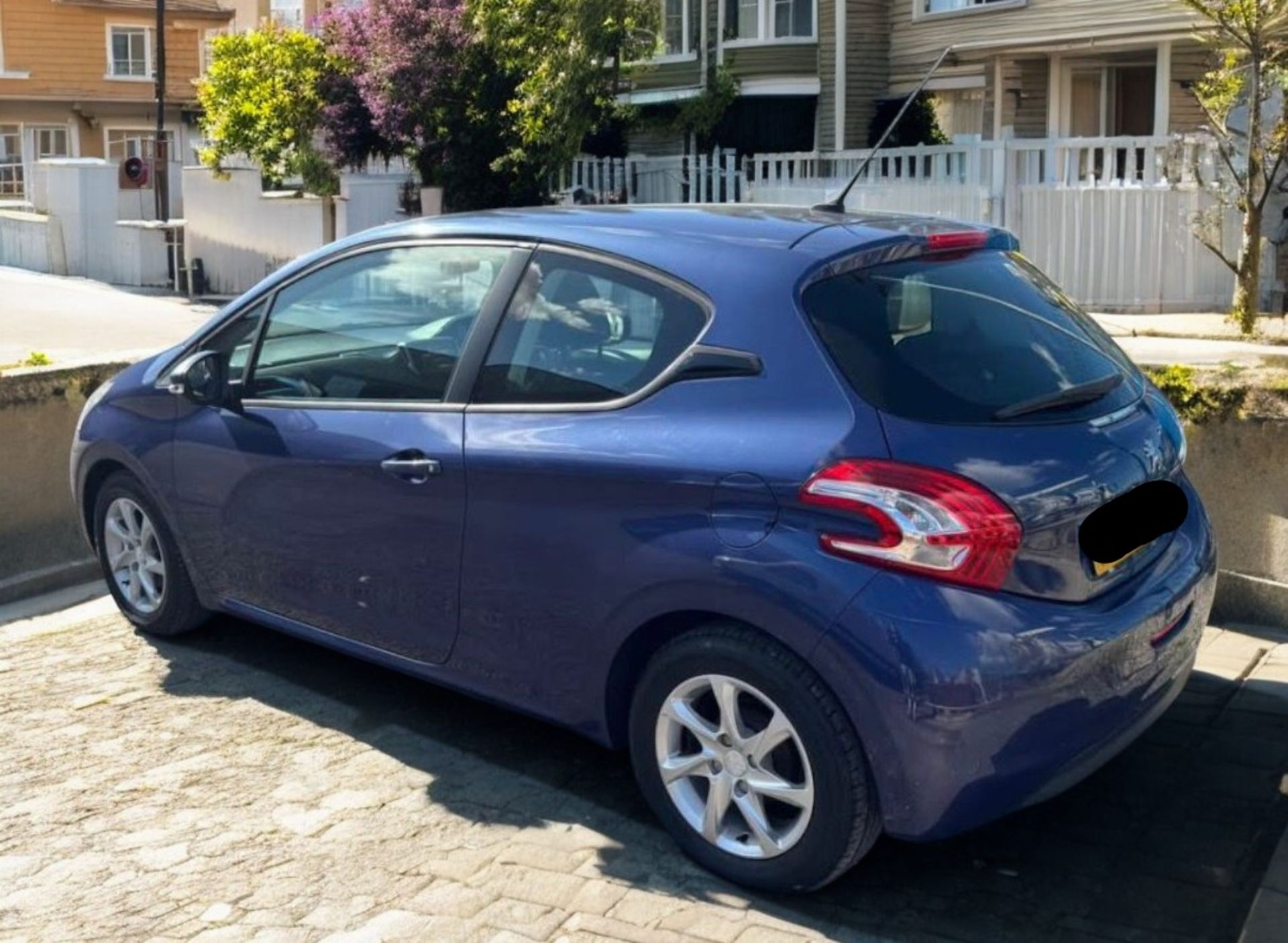 **(ONLY 45K MILEAGE)** 2014 PEUGEOT 208 ACTIVE 1.0 PETROL MANUAL >>--NO VAT ON HAMMER--<< - Image 3 of 10