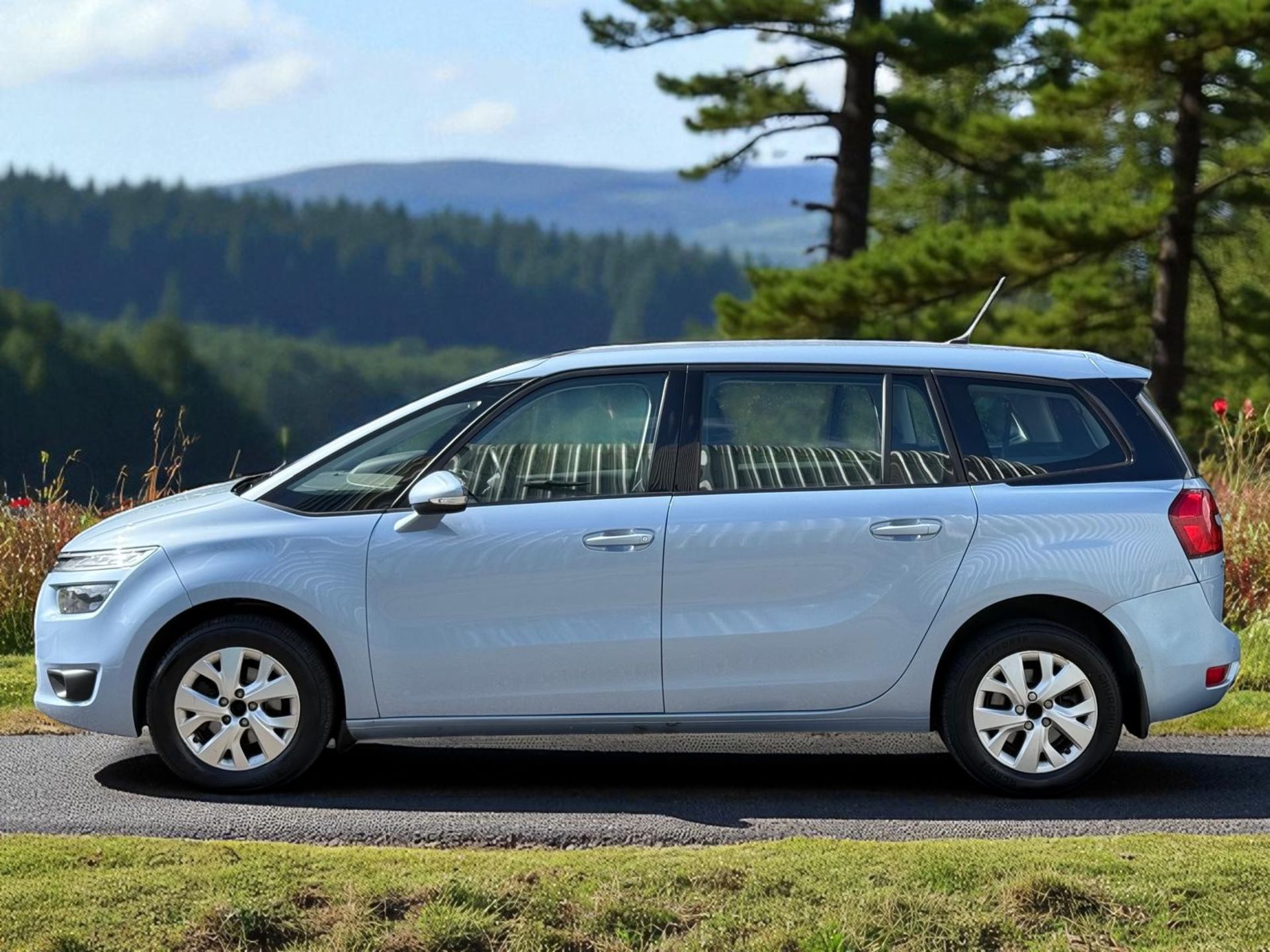 2015 CITROEN C4 GRAND PICASSO VTR+ 1.6 DIESEL – 138K MILES >>--NO VAT ON HAMMER--<< - Image 2 of 29