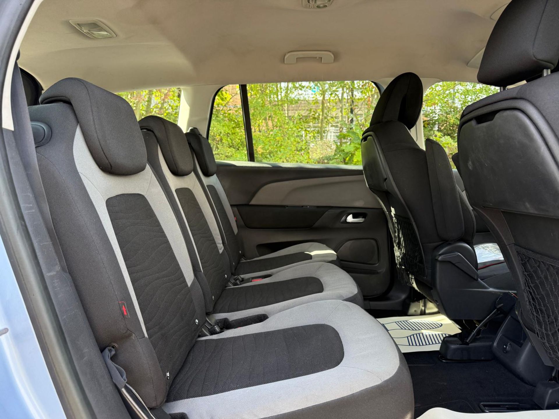 2015 CITROEN C4 GRAND PICASSO VTR+ 1.6 DIESEL – 138K MILES >>--NO VAT ON HAMMER--<< - Image 12 of 29