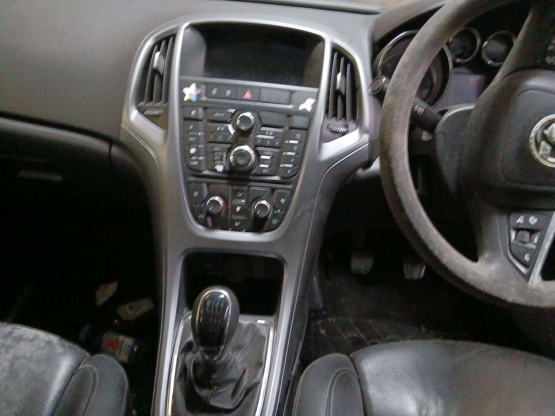 2015 VAUXHALL ASTRA DESIGN CDTI ECOFLEX S/S – 1.6 DIESEL ESTATE >>--NO VAT ON HAMMER--<< - Image 7 of 12