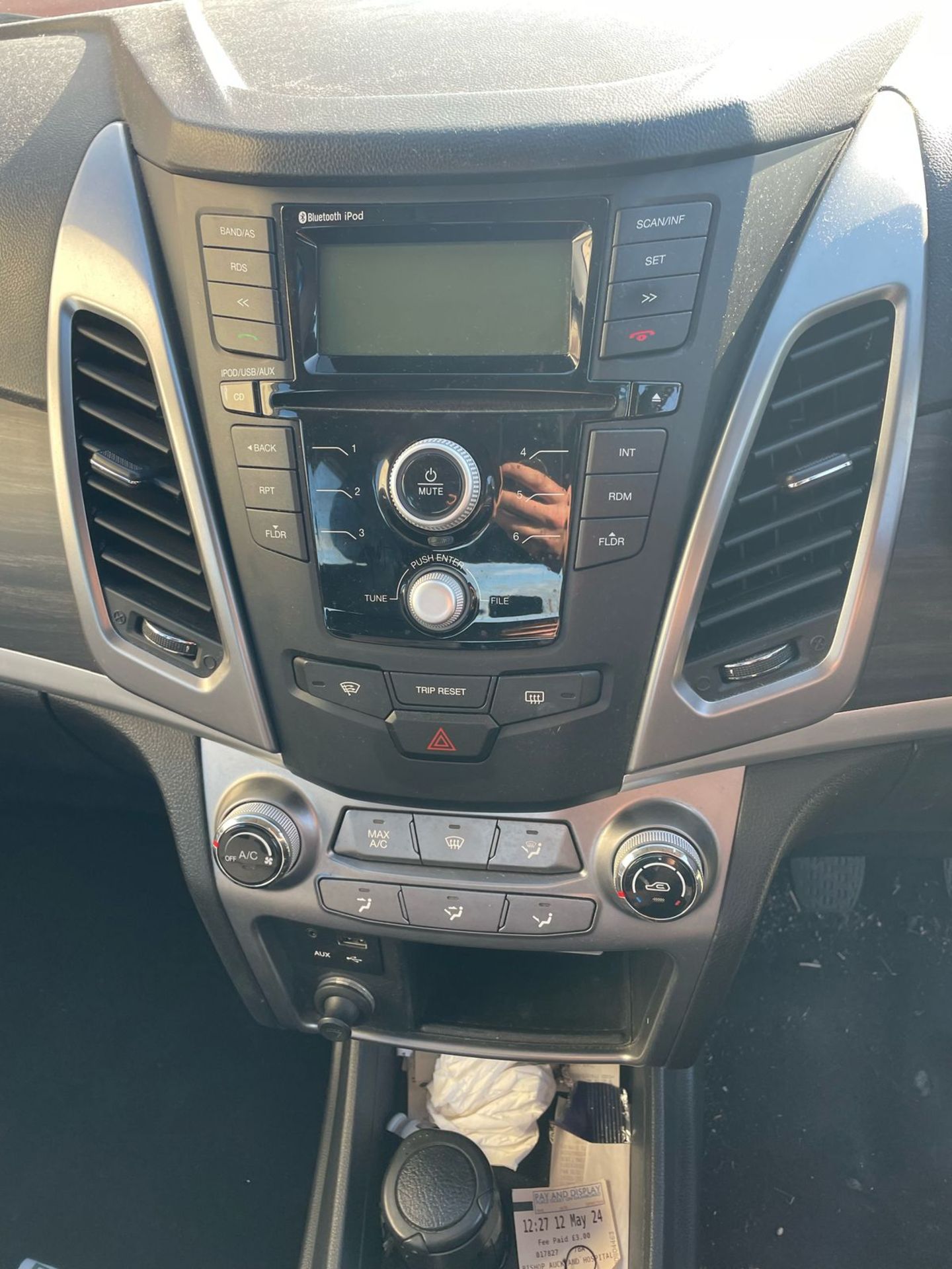 2016 SSANGYONG KORANDO SE 2.2 D20T DIESEL MANUAL >>--NO VAT ON HAMMER--<< - Image 7 of 16