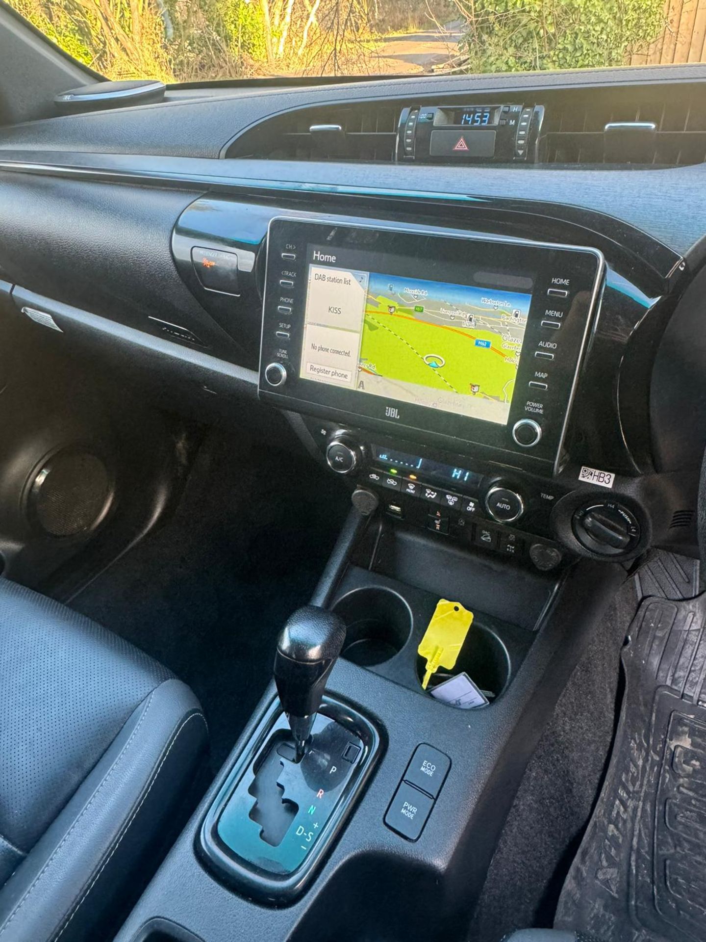 2021 TOYOTA HILUX INVINCIBLE X D-4D 4WD DCB AUTOMATIC – BLACK - Image 6 of 28