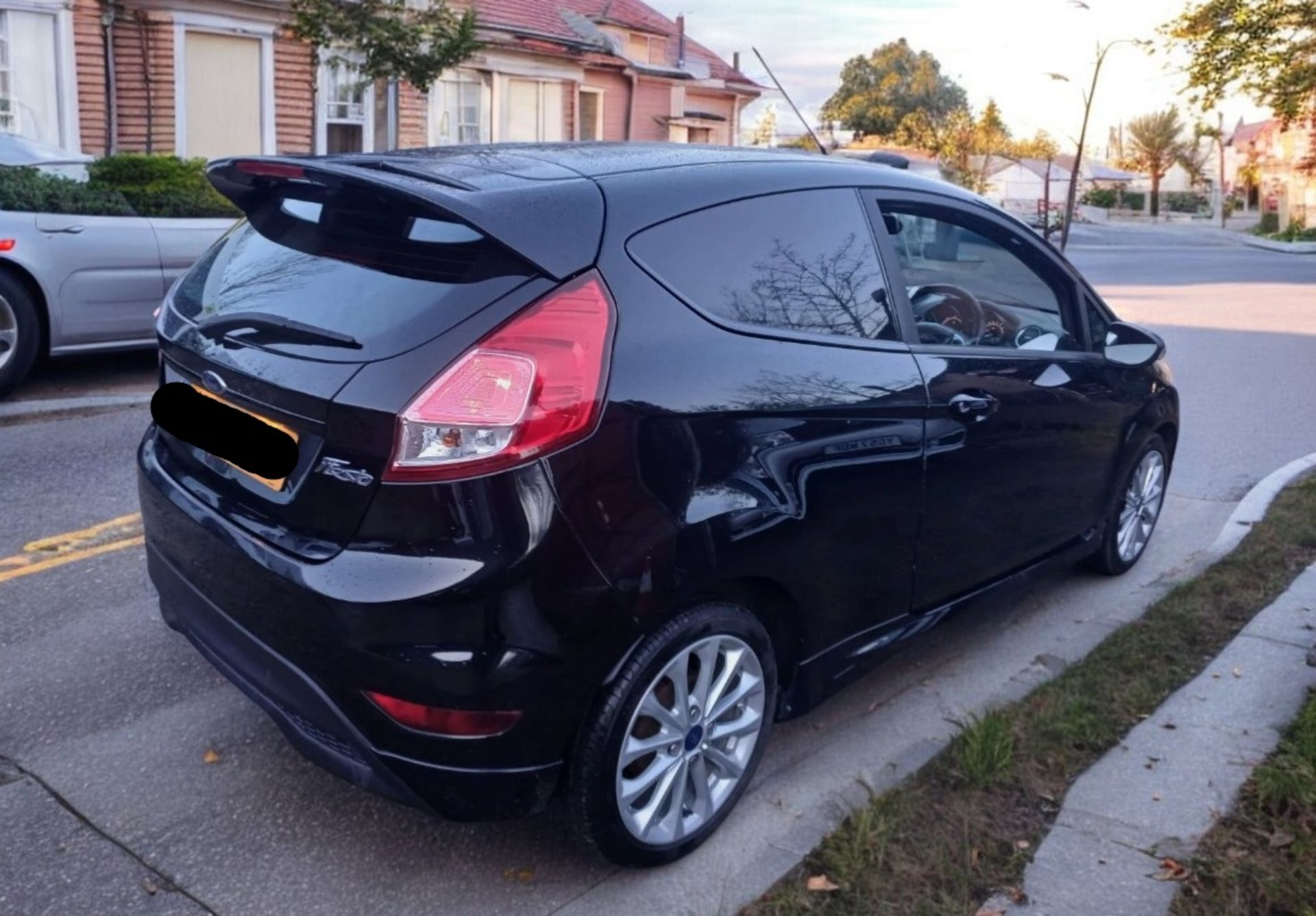 **(ONLY 108K MILEAGE)** 2017 FORD FIESTA SPORT TDCI VAN EURO 6>>--NO VAT ON HAMMER--<< - Image 2 of 14