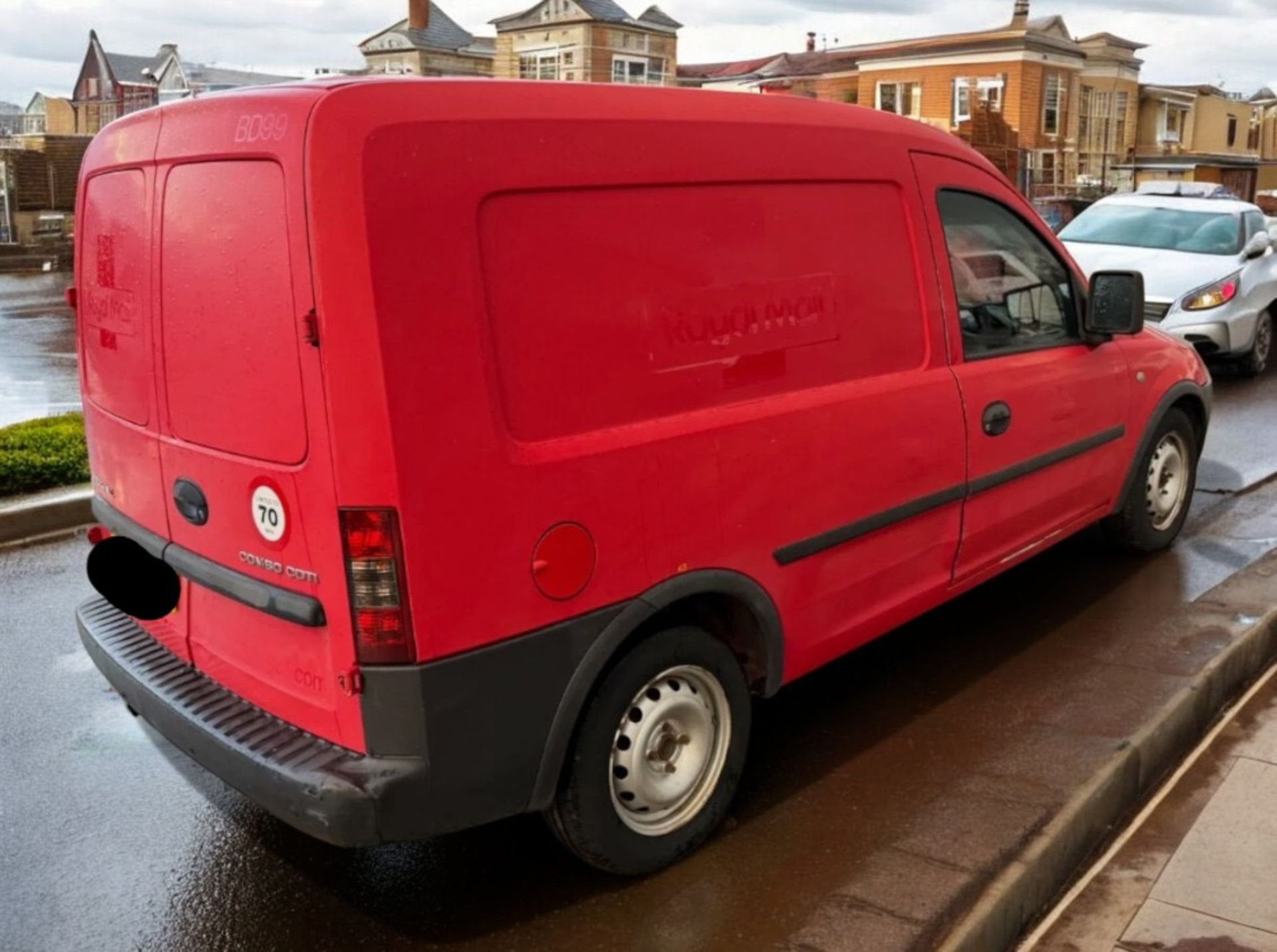 **(ONLY 67K MILEAGE)** 2010 VAUXHALL COMBO 1.3 CDTI 75PS MANUAL - Image 6 of 15