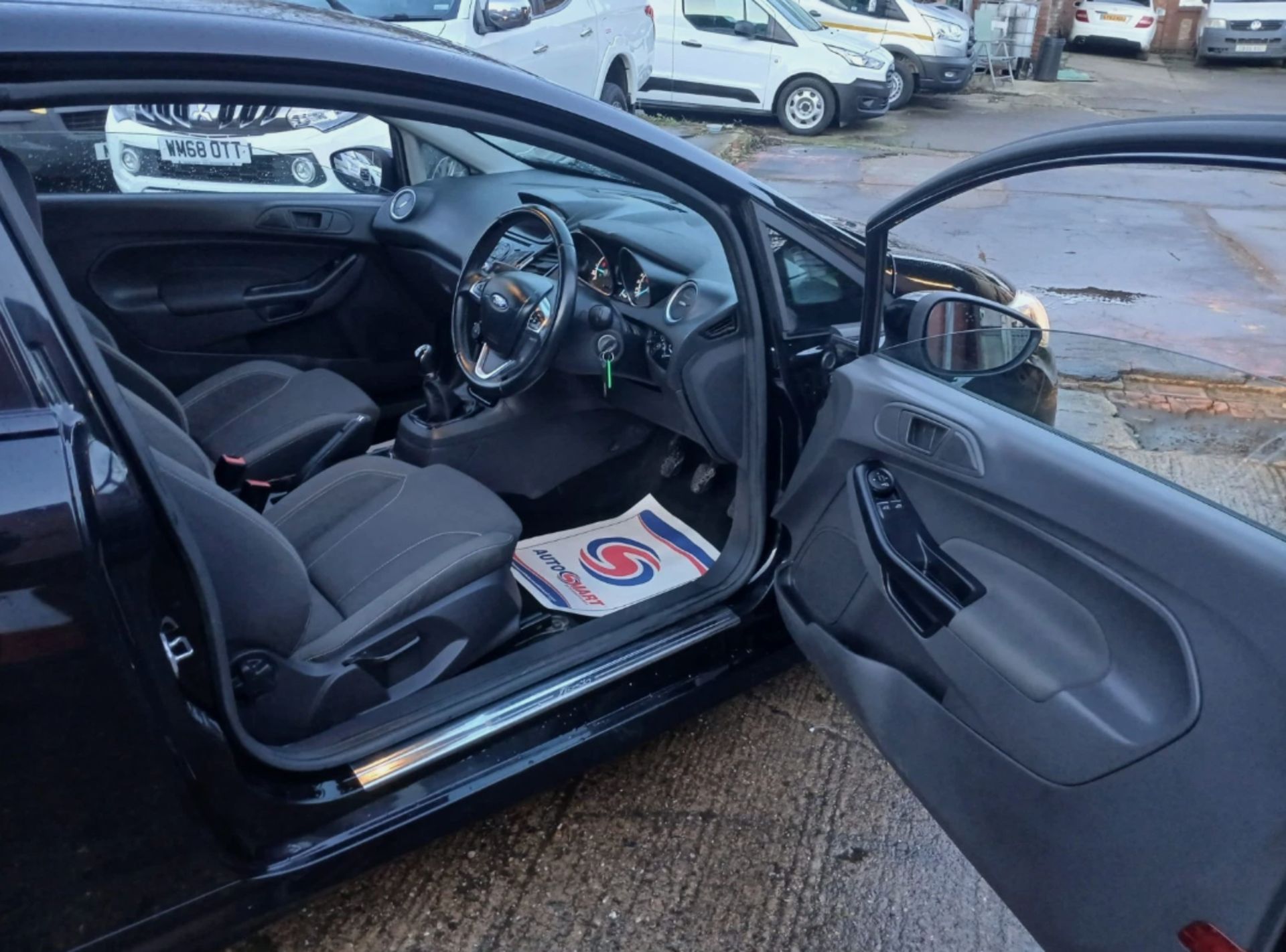 **(ONLY 108K MILEAGE)** 2017 FORD FIESTA SPORT TDCI VAN EURO 6>>--NO VAT ON HAMMER--<< - Image 11 of 14