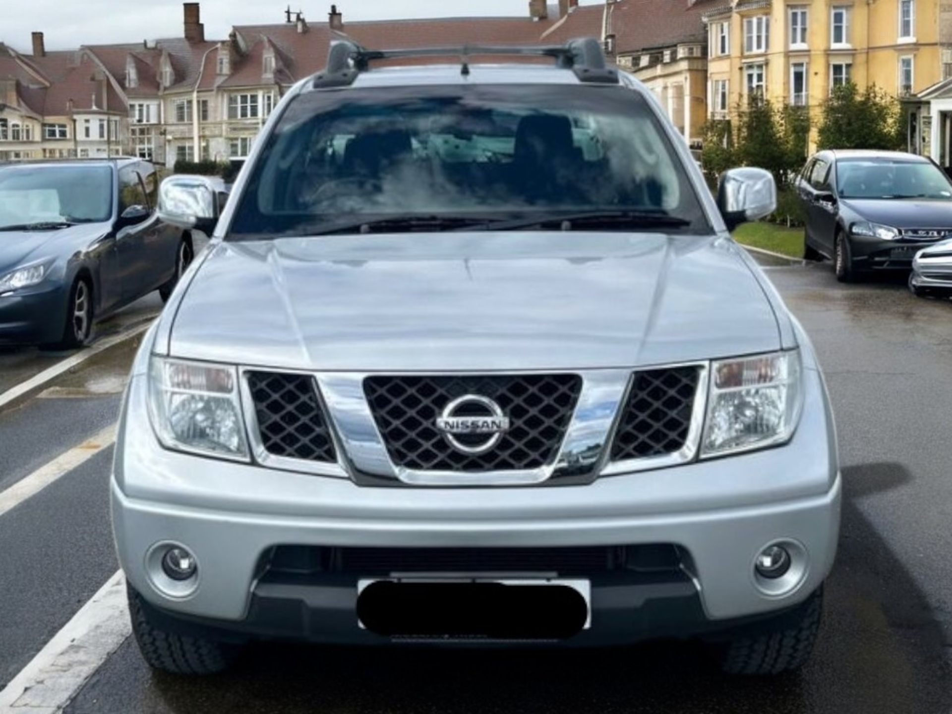 **(ONLY 64K MILEAGE)** 2008 (08 PLATE) NISSAN NAVARA 4 LITRE PETROL DOUBLE CAB PICK UP 4X4 - Image 8 of 13