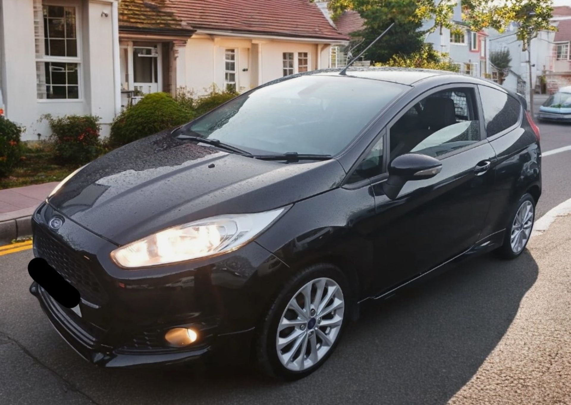 **(ONLY 108K MILEAGE)** 2017 FORD FIESTA SPORT TDCI VAN EURO 6>>--NO VAT ON HAMMER--<< - Image 5 of 14