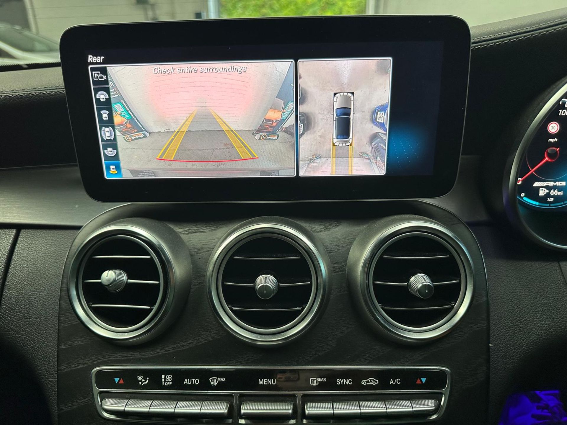 2018 MERCEDES-BENZ C43 AMG PREMIUM PLUS 4MATIC AUTO – 3.0L PETROL – >>--NO VAT ON HAMMER--<< - Image 18 of 20