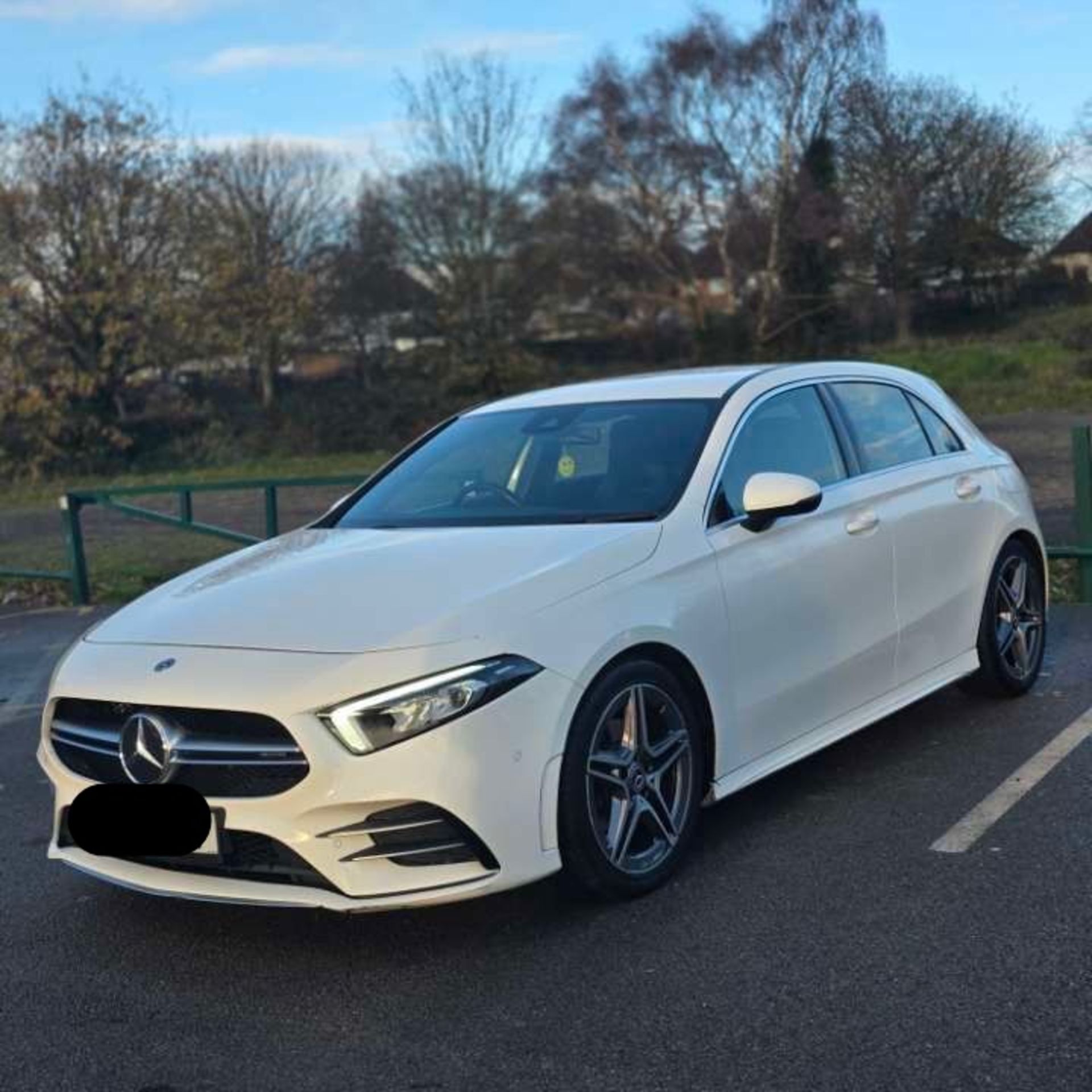 2019 MERCEDES-BENZ A 200 AMG LINE AUTO – WHITE >>--NO VAT ON HAMMER--<< - Image 3 of 16